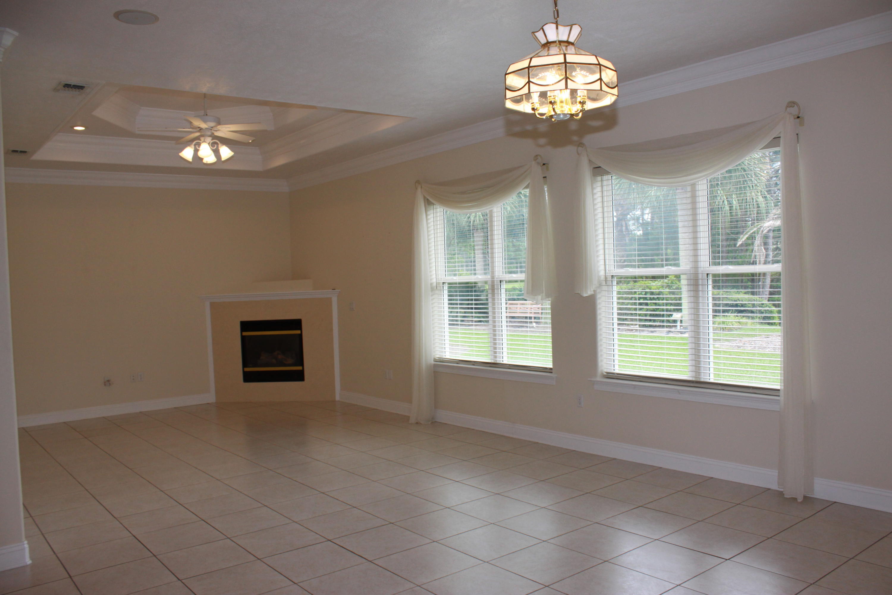 EMERALD BAY PH 1A - Residential