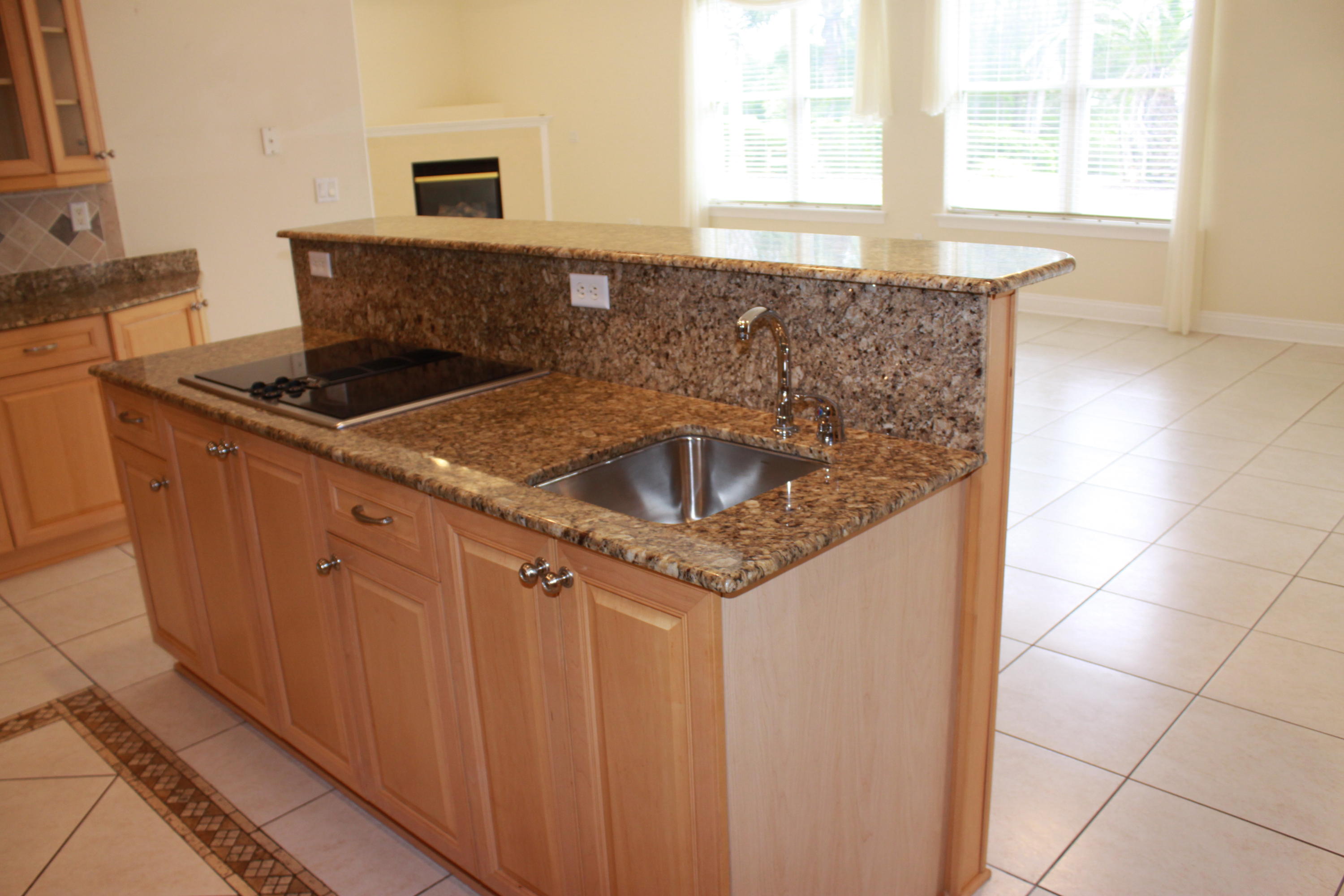 EMERALD BAY PH 1A - Residential