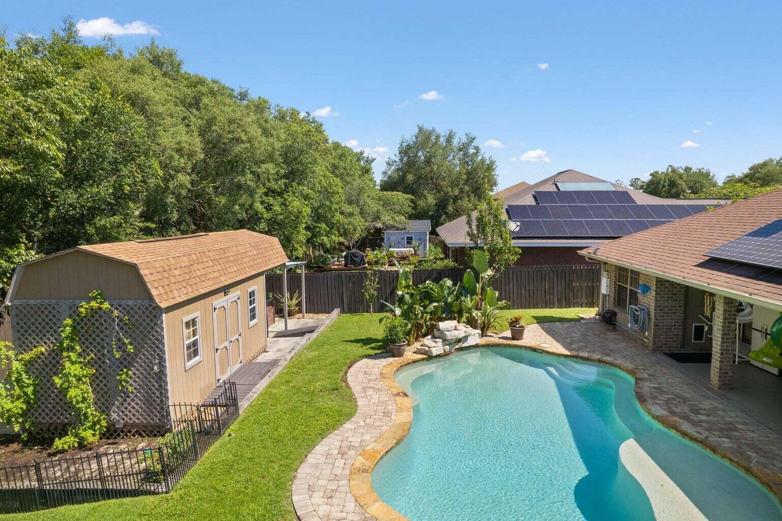 WATERSTONE - Residential