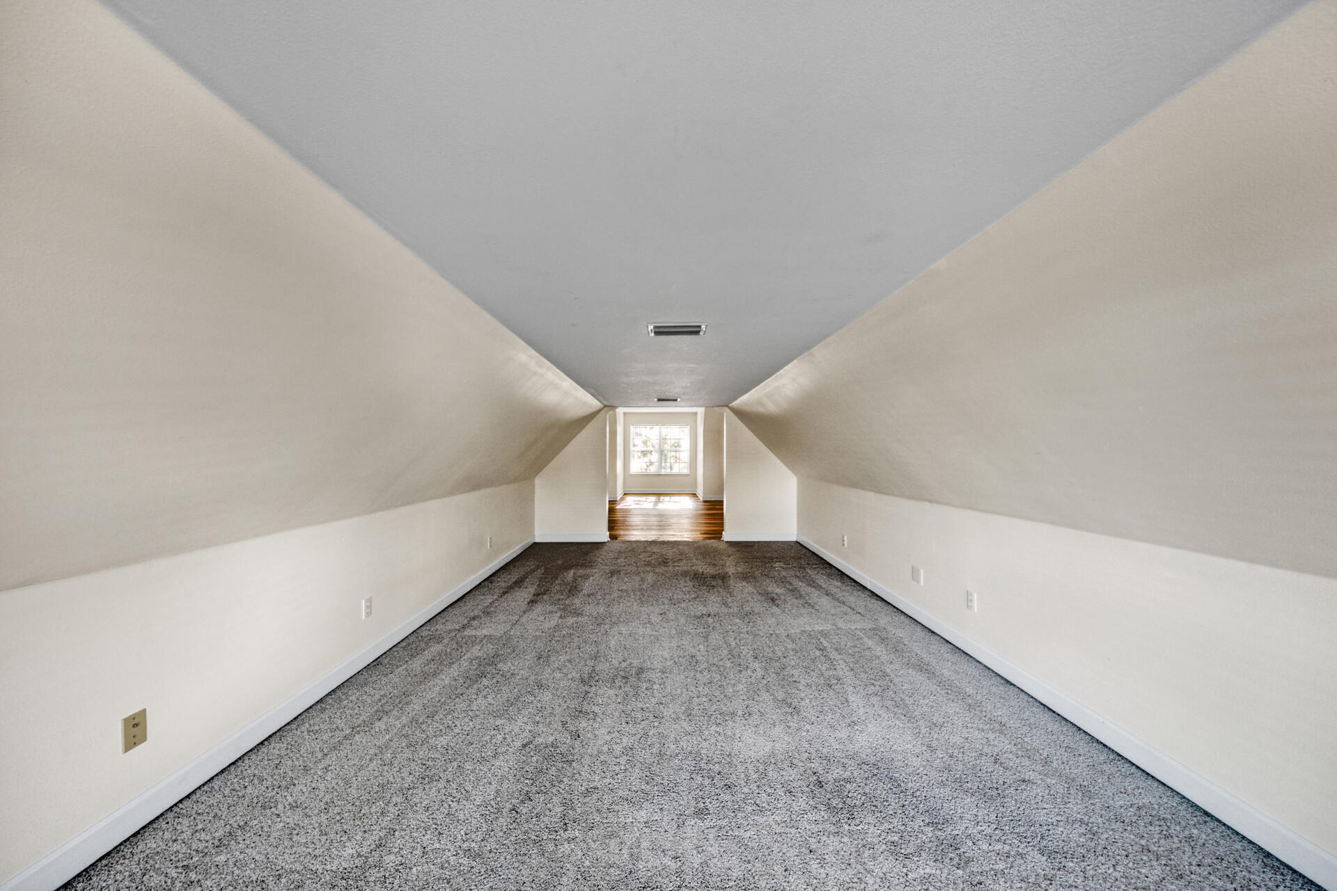 MACK BAYOU ESTATES - Residential Lease