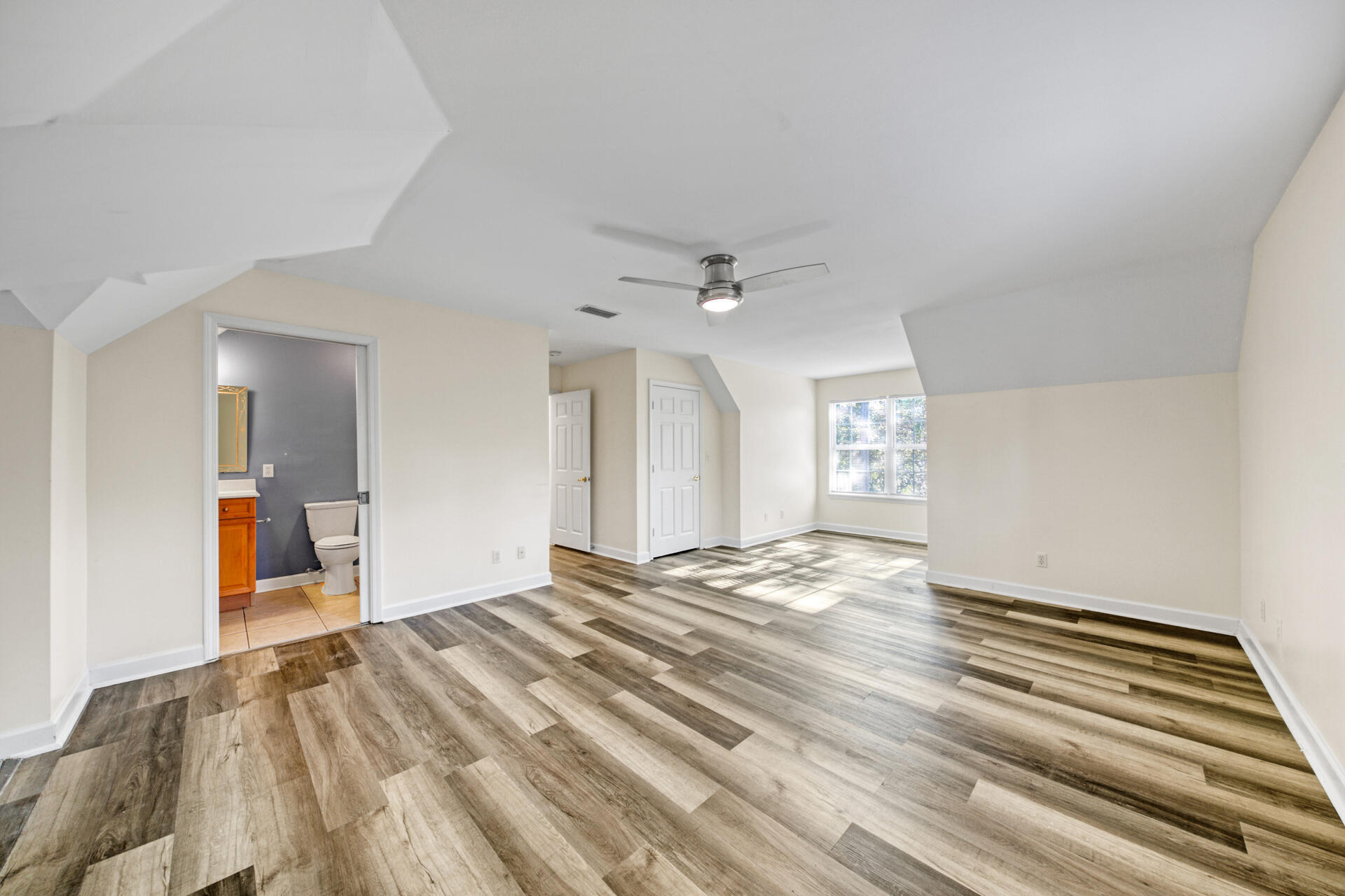 MACK BAYOU ESTATES - Residential Lease