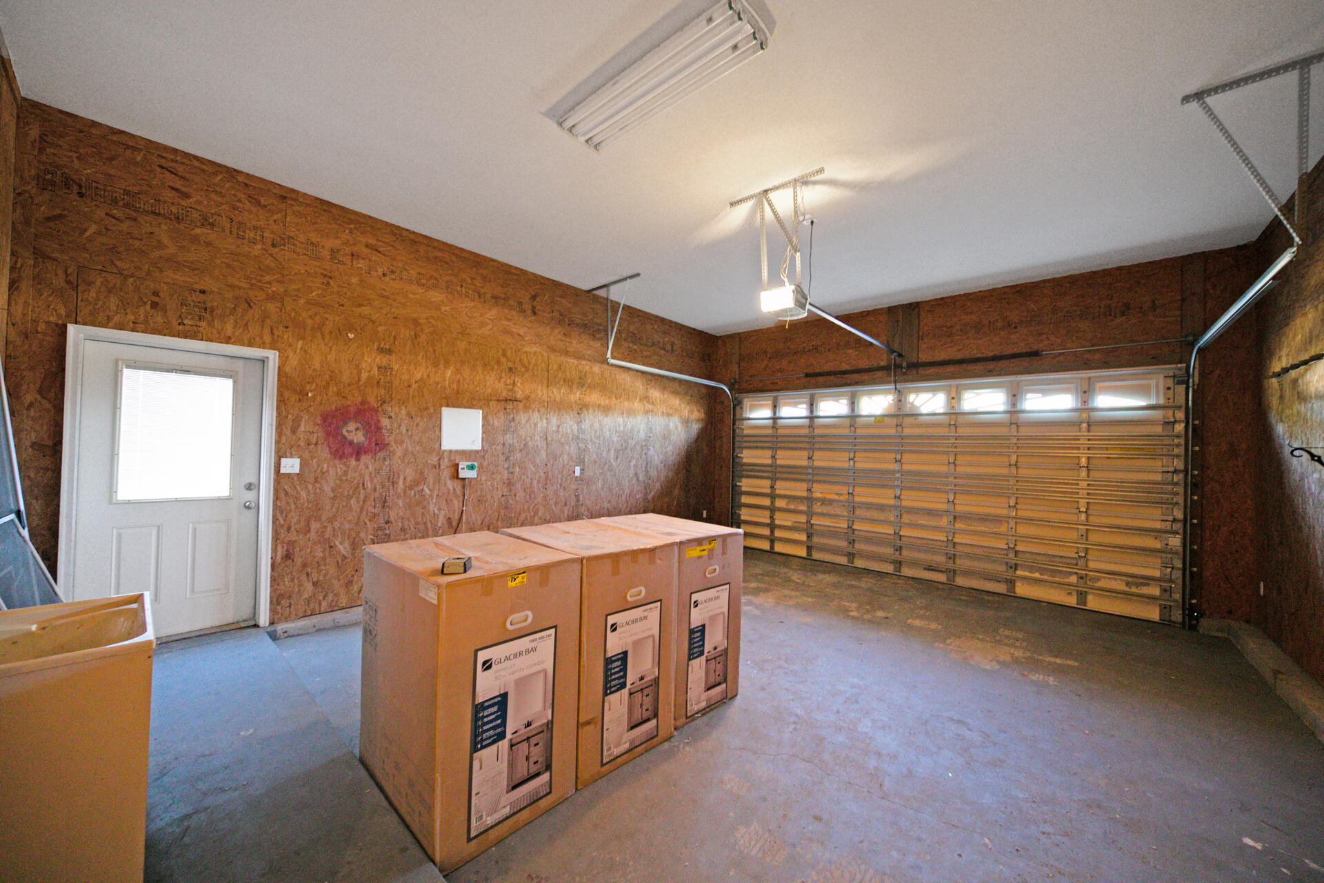 MACK BAYOU ESTATES - Residential Lease