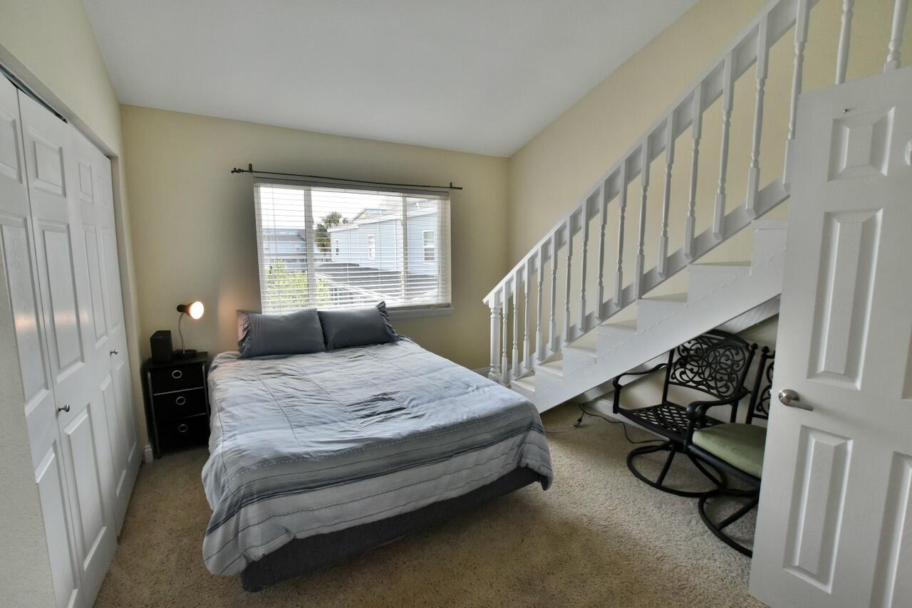 COMMODORES LANDING - Residential