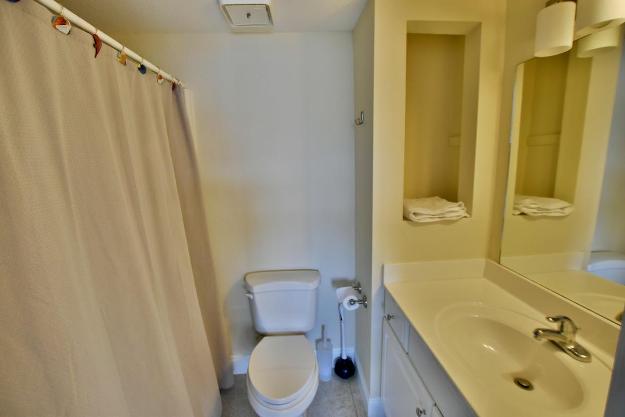 COMMODORES LANDING - Residential