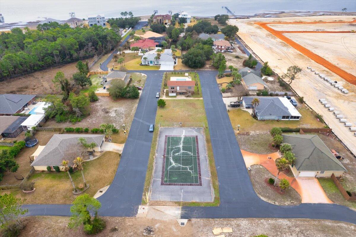 SMUGGLERS COVE - Land