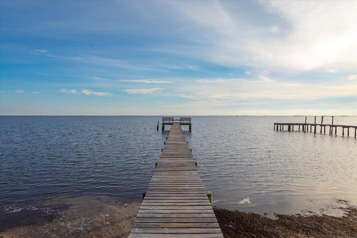 SMUGGLERS COVE - Land