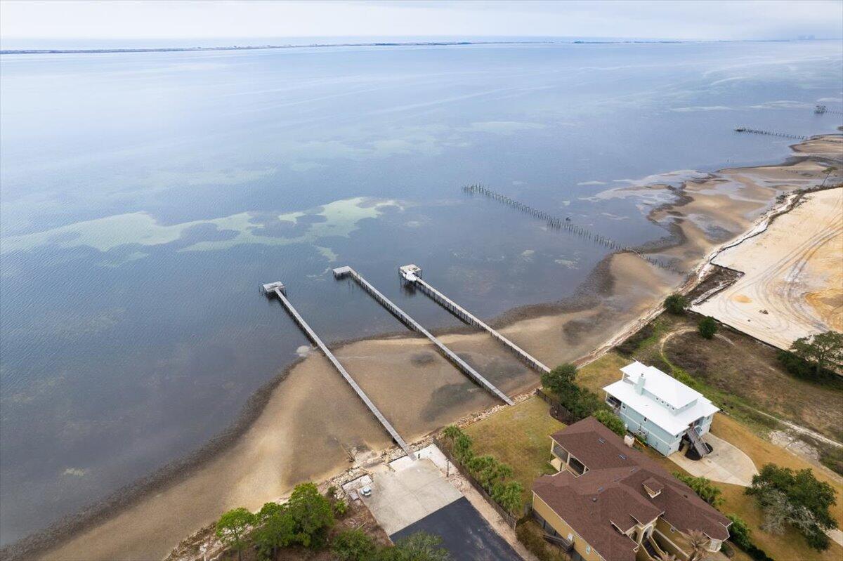 SMUGGLERS COVE - Land