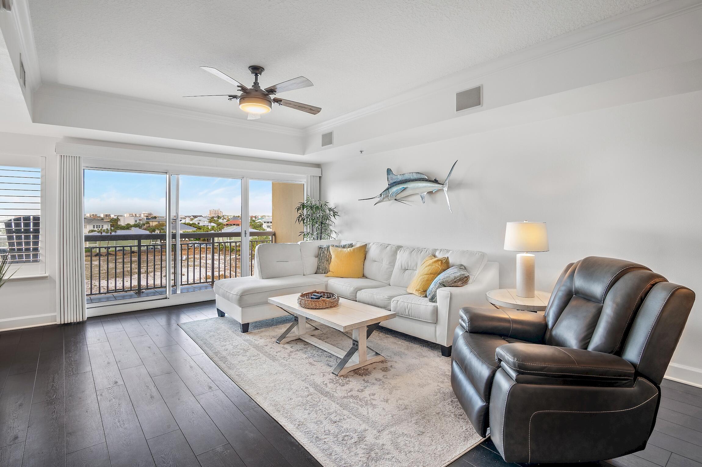 HARBOR LANDING - Residential