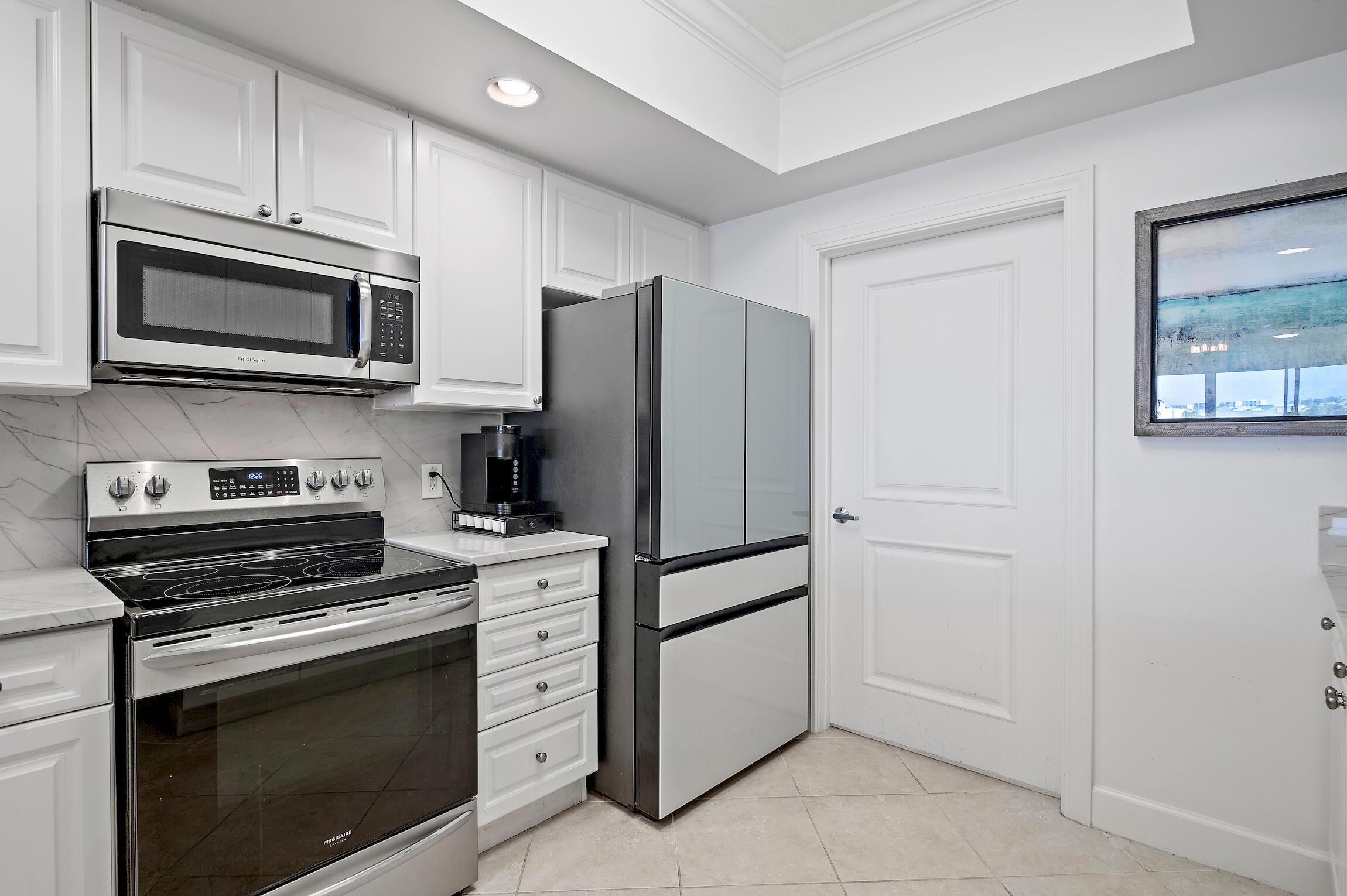 HARBOR LANDING - Residential