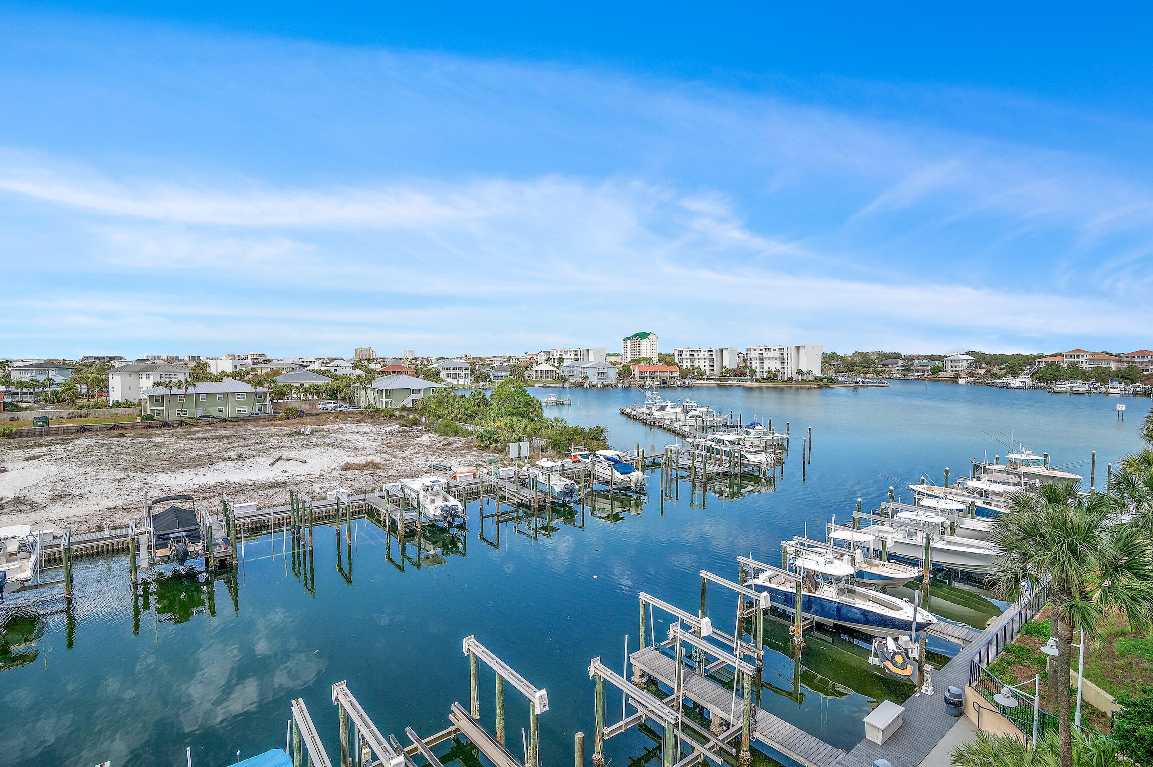 HARBOR LANDING - Residential