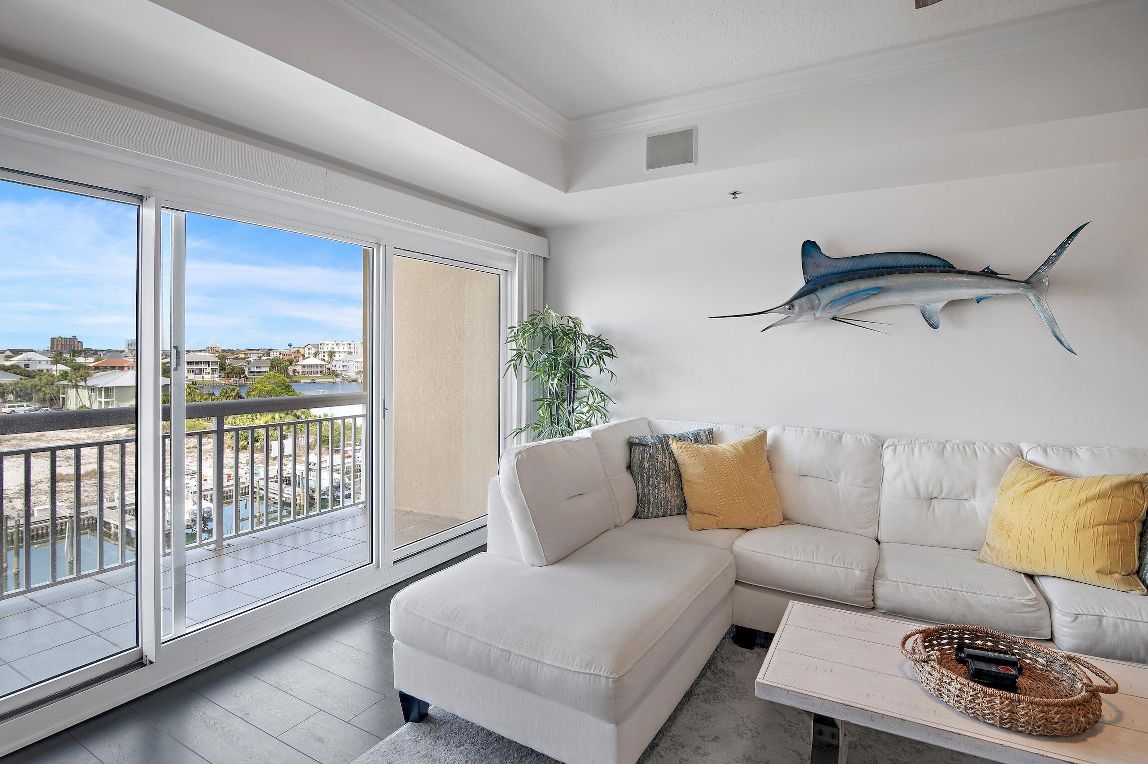 HARBOR LANDING - Residential