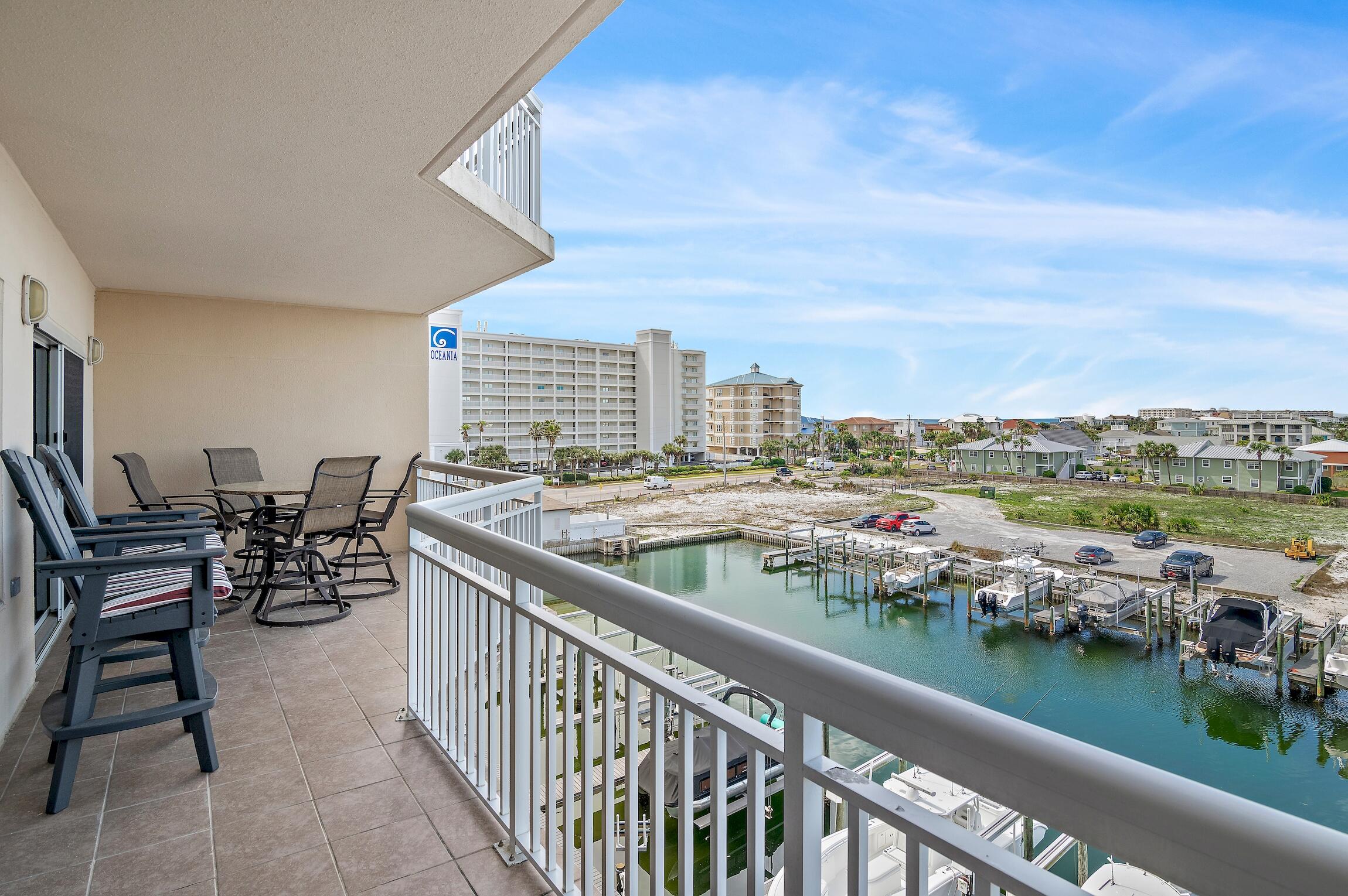 HARBOR LANDING - Residential