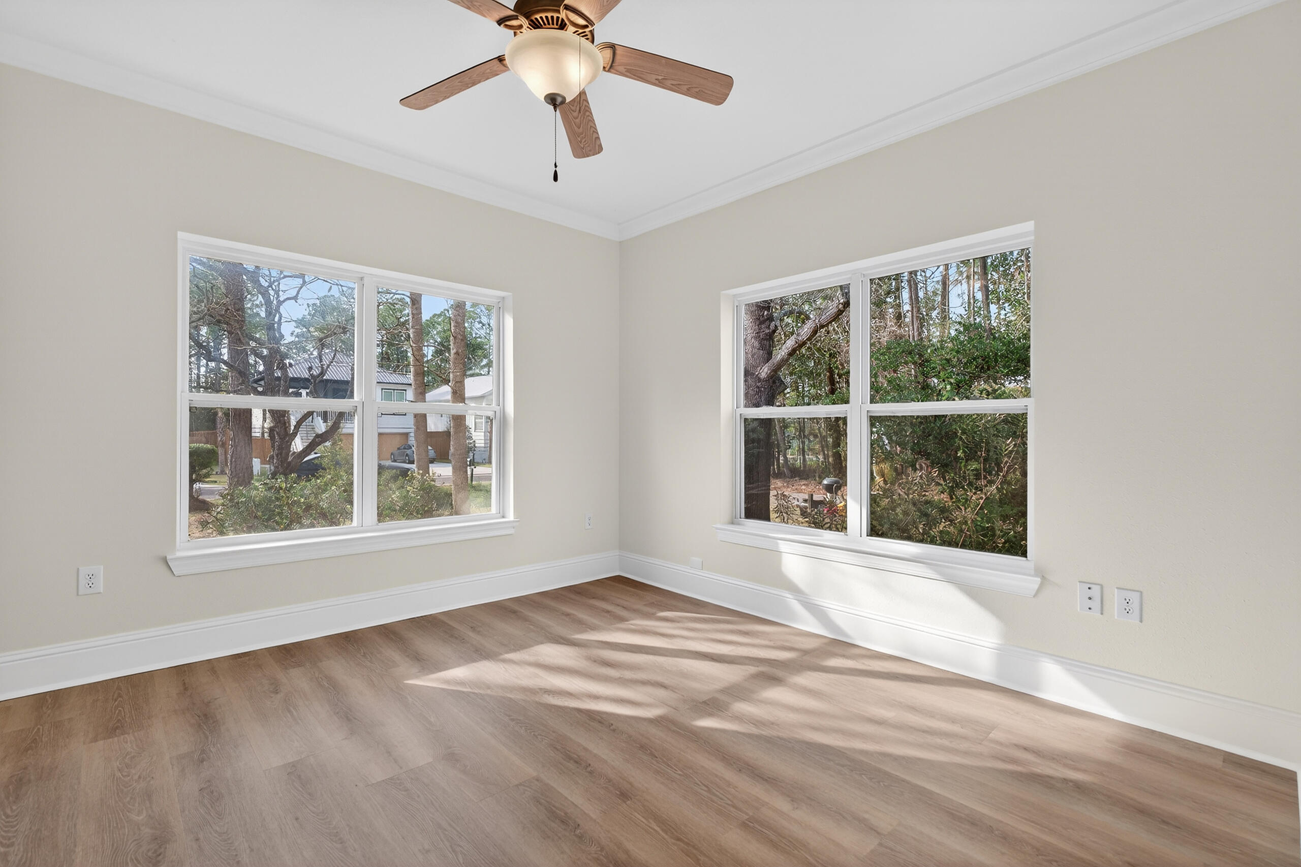 TOWN OF SANTA ROSA - Residential