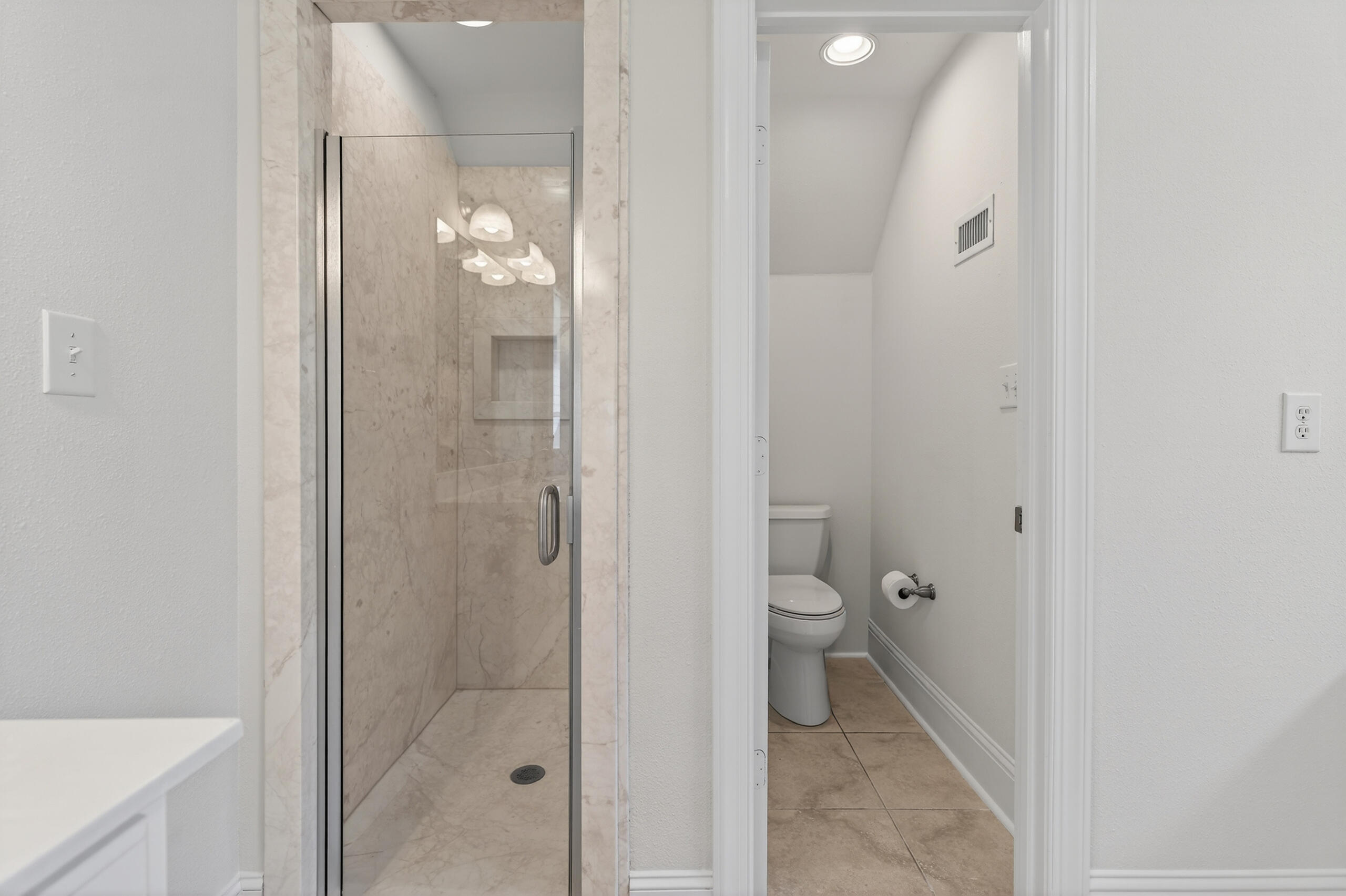 TOWN OF SANTA ROSA - Residential