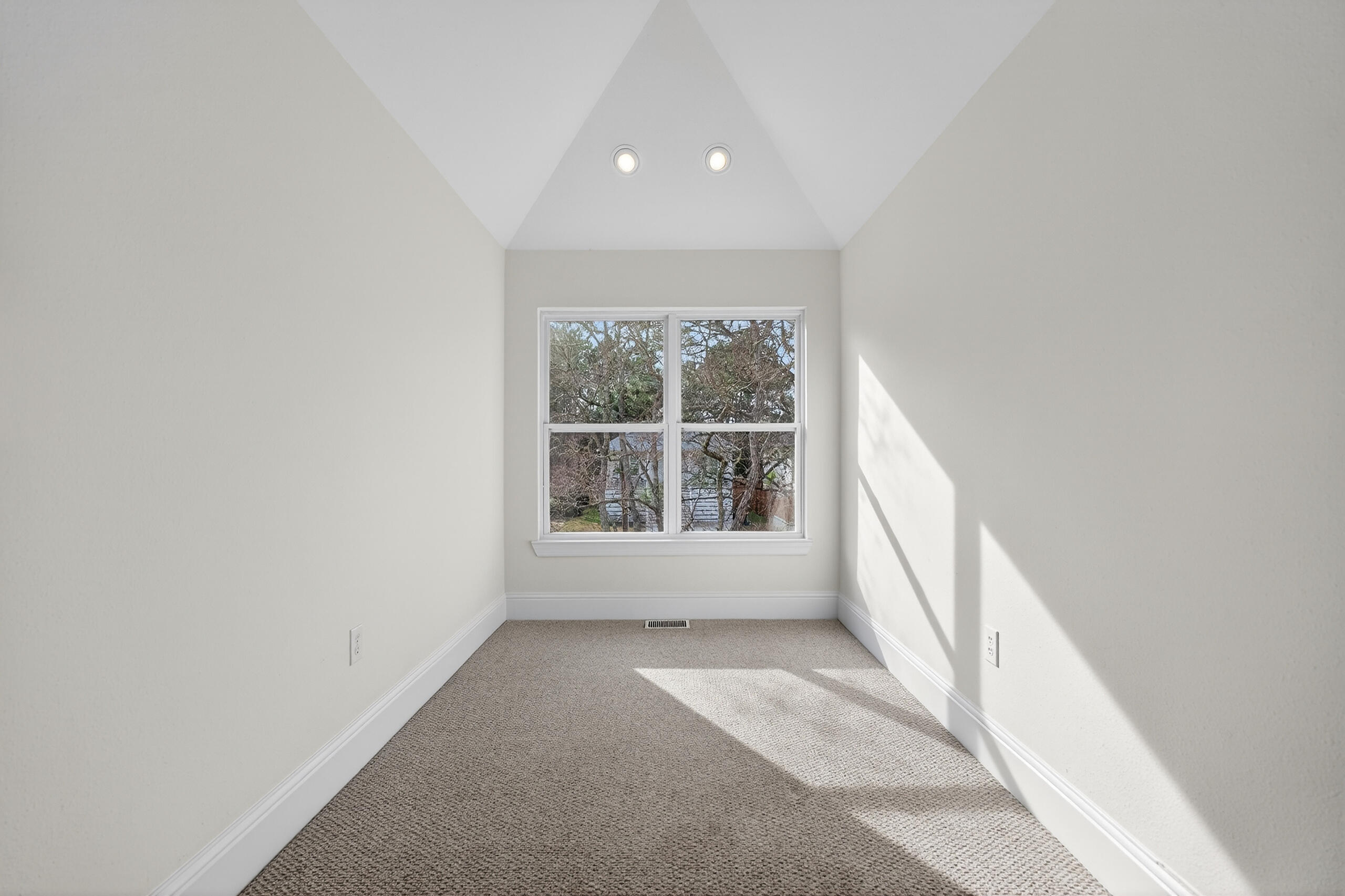 TOWN OF SANTA ROSA - Residential