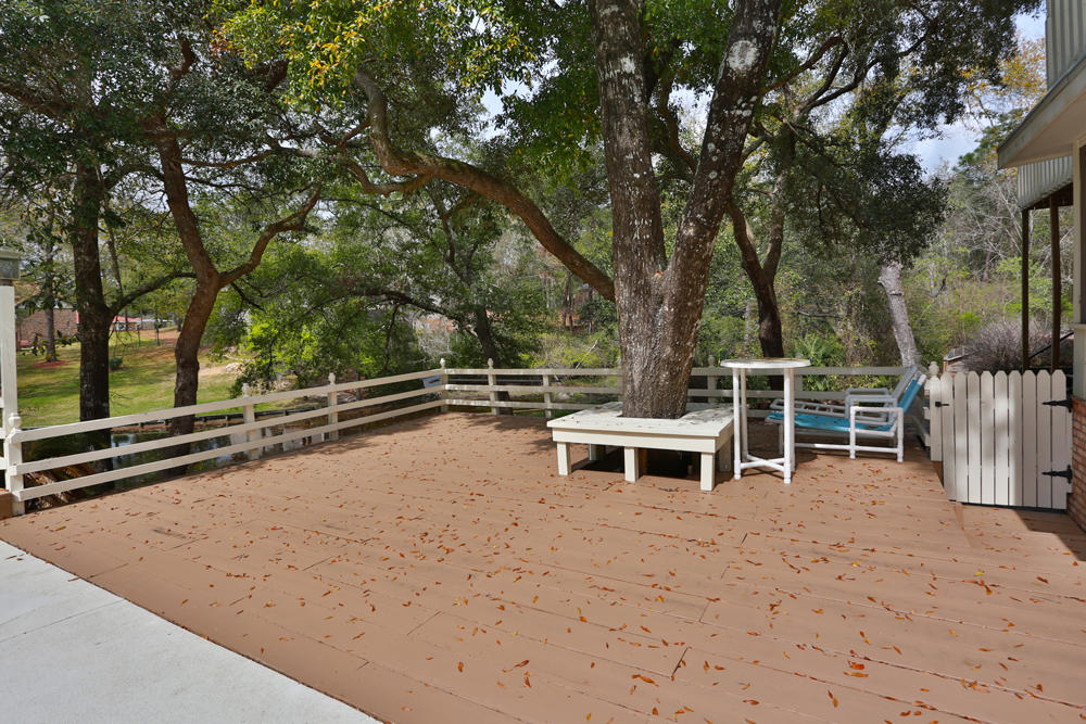 LE CHATEAU - Residential