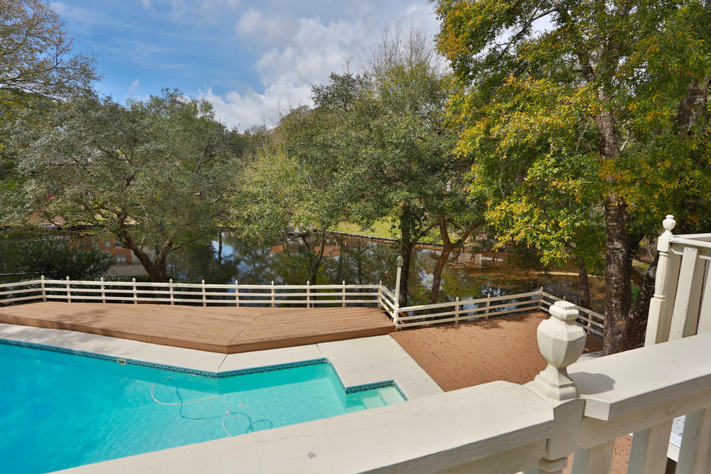 LE CHATEAU - Residential
