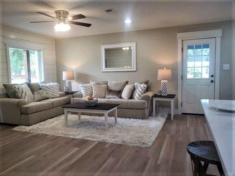 WINTHROP PLACE - Residential