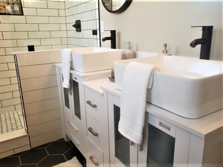 WINTHROP PLACE - Residential