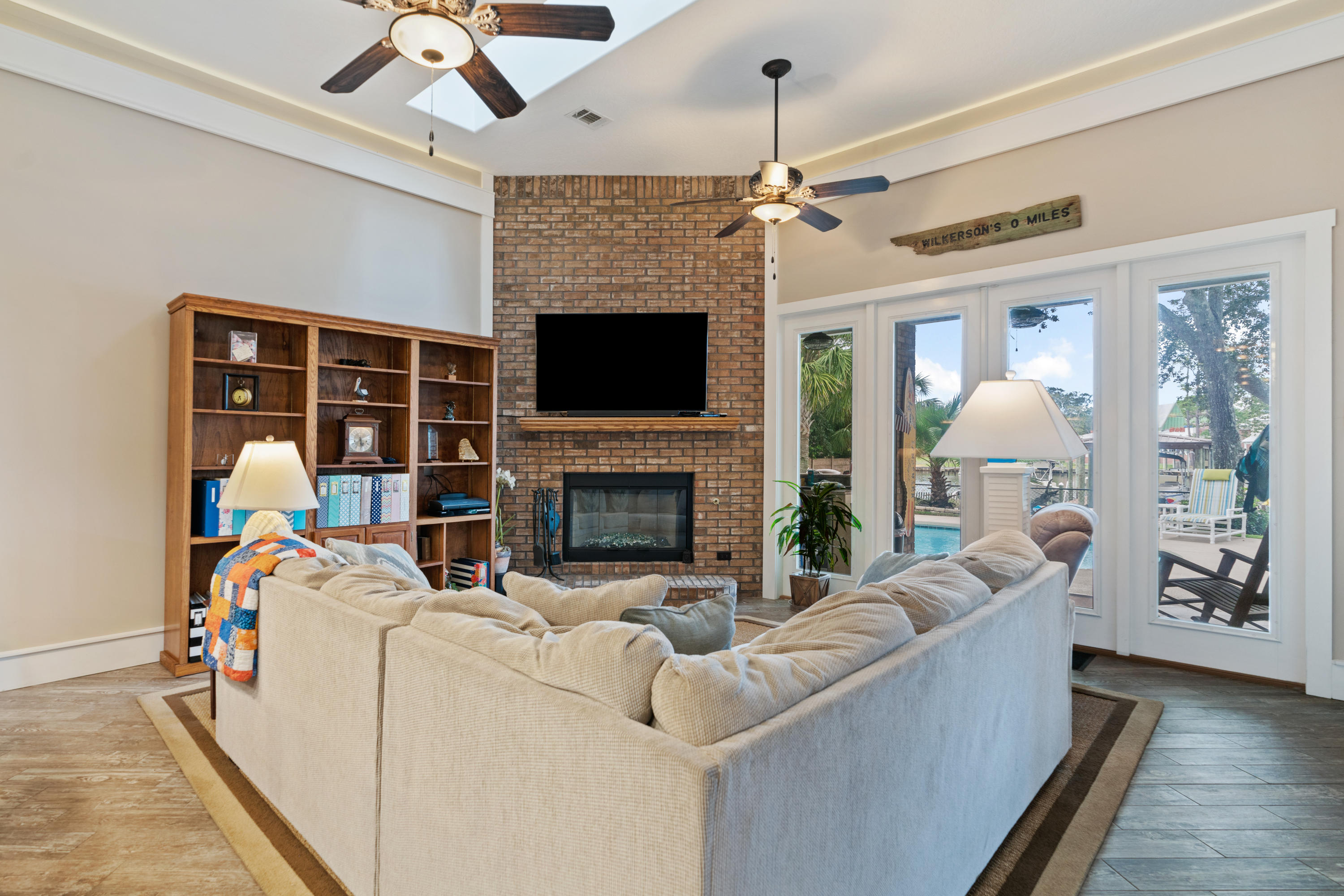 TURQUOISE BEACH 3RD ADDN - Residential