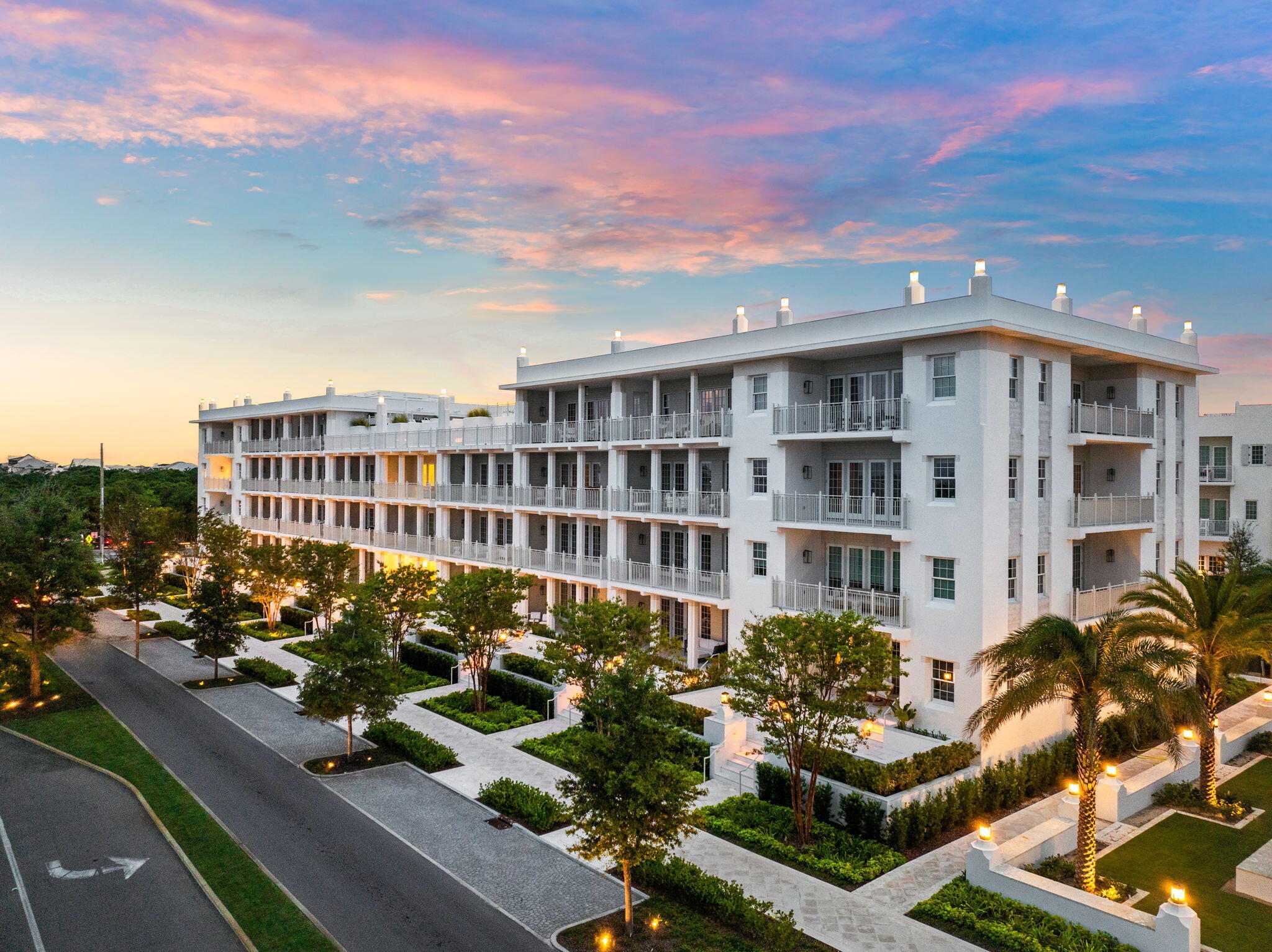 45 Solaire Way 106