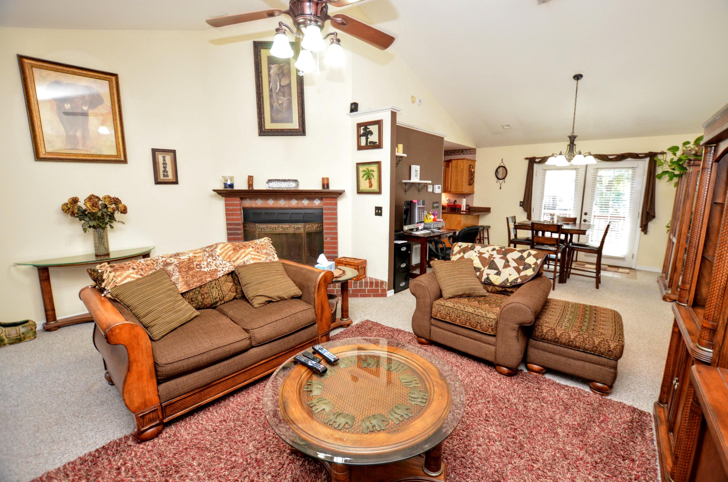 FOXWORTH ESTATES PH 2 - Residential