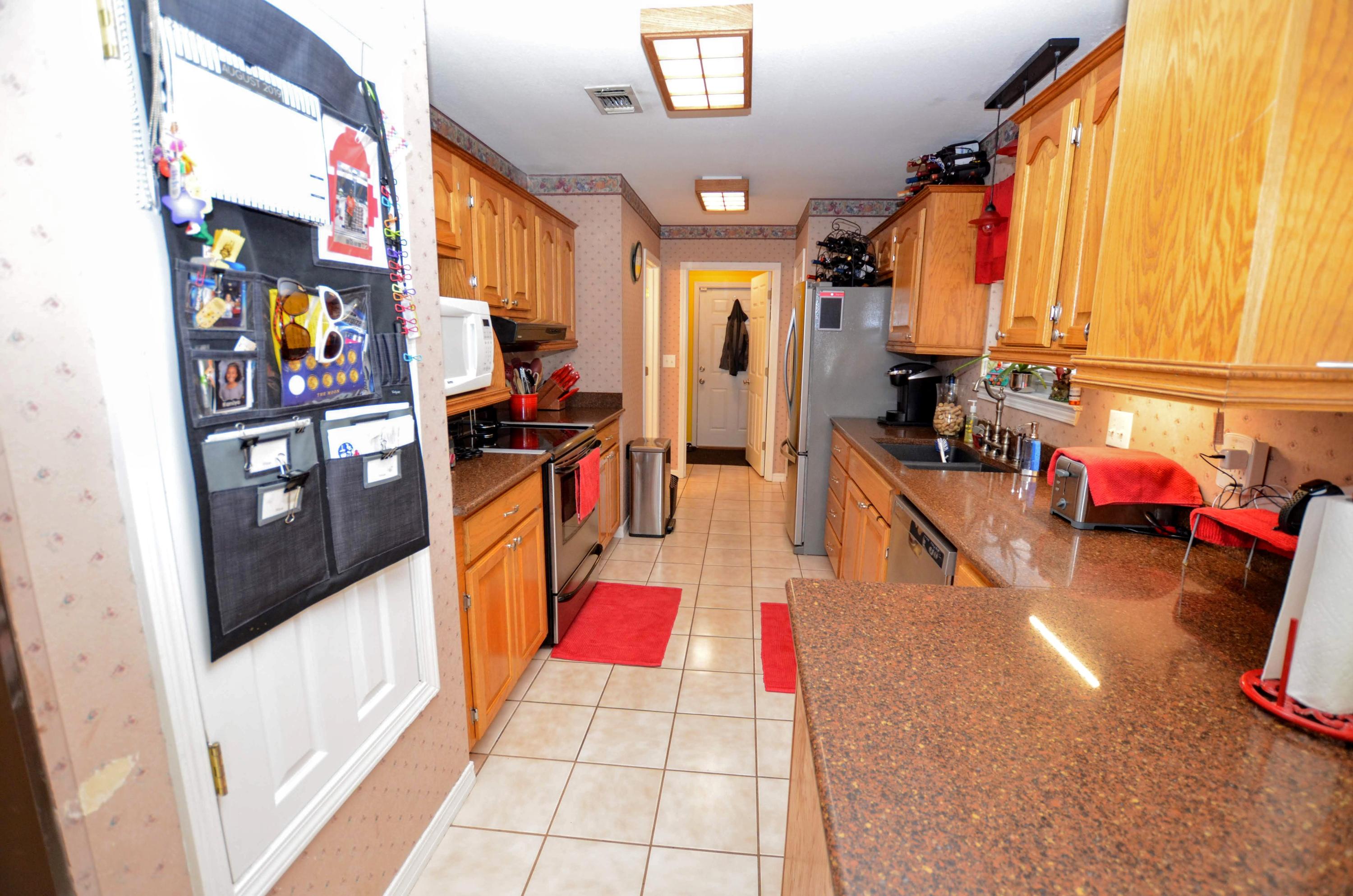 FOXWORTH ESTATES PH 2 - Residential