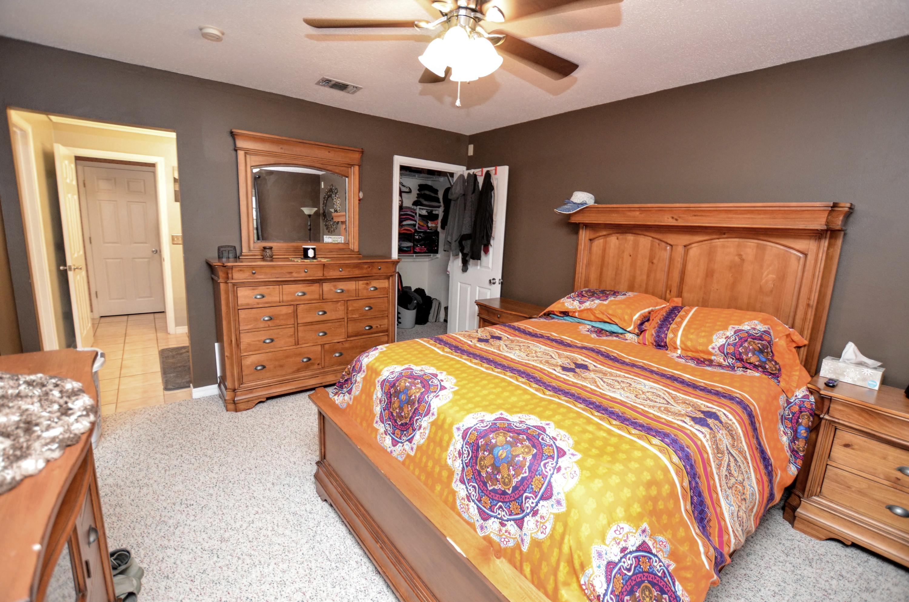 FOXWORTH ESTATES PH 2 - Residential