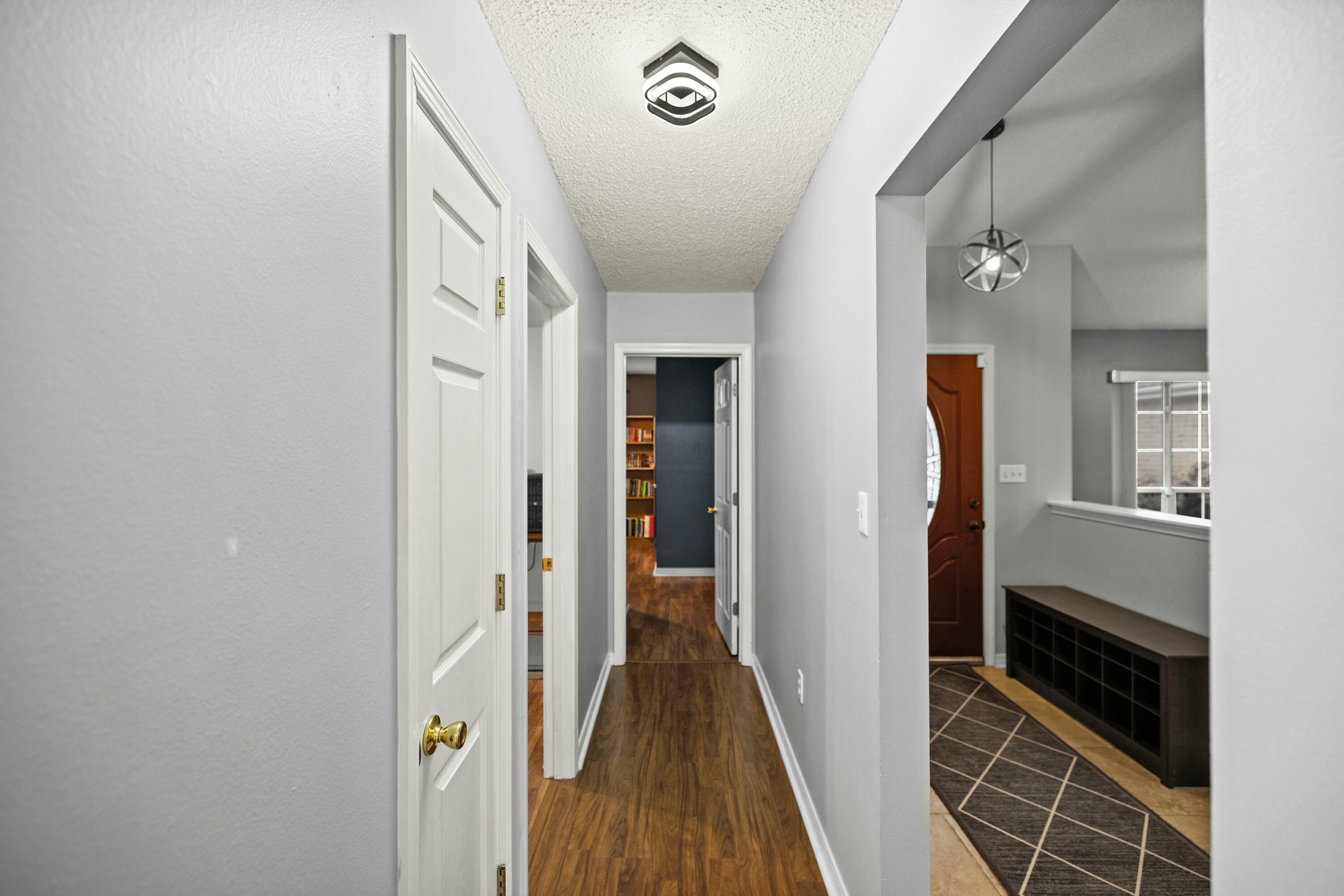 CORONADO VILLAGE PH IV LOT 29 - Residential
