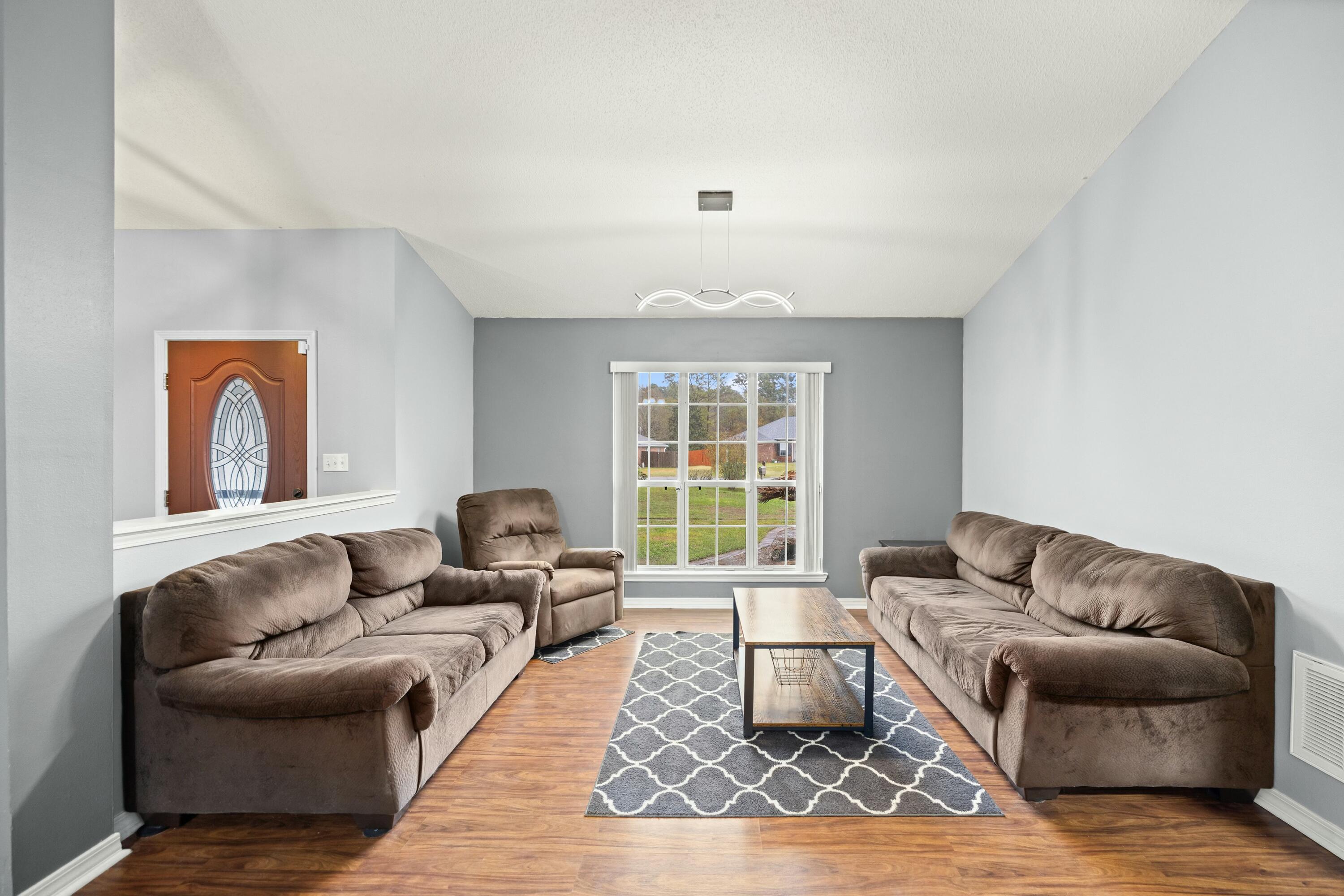 CORONADO VILLAGE PH IV LOT 29 - Residential