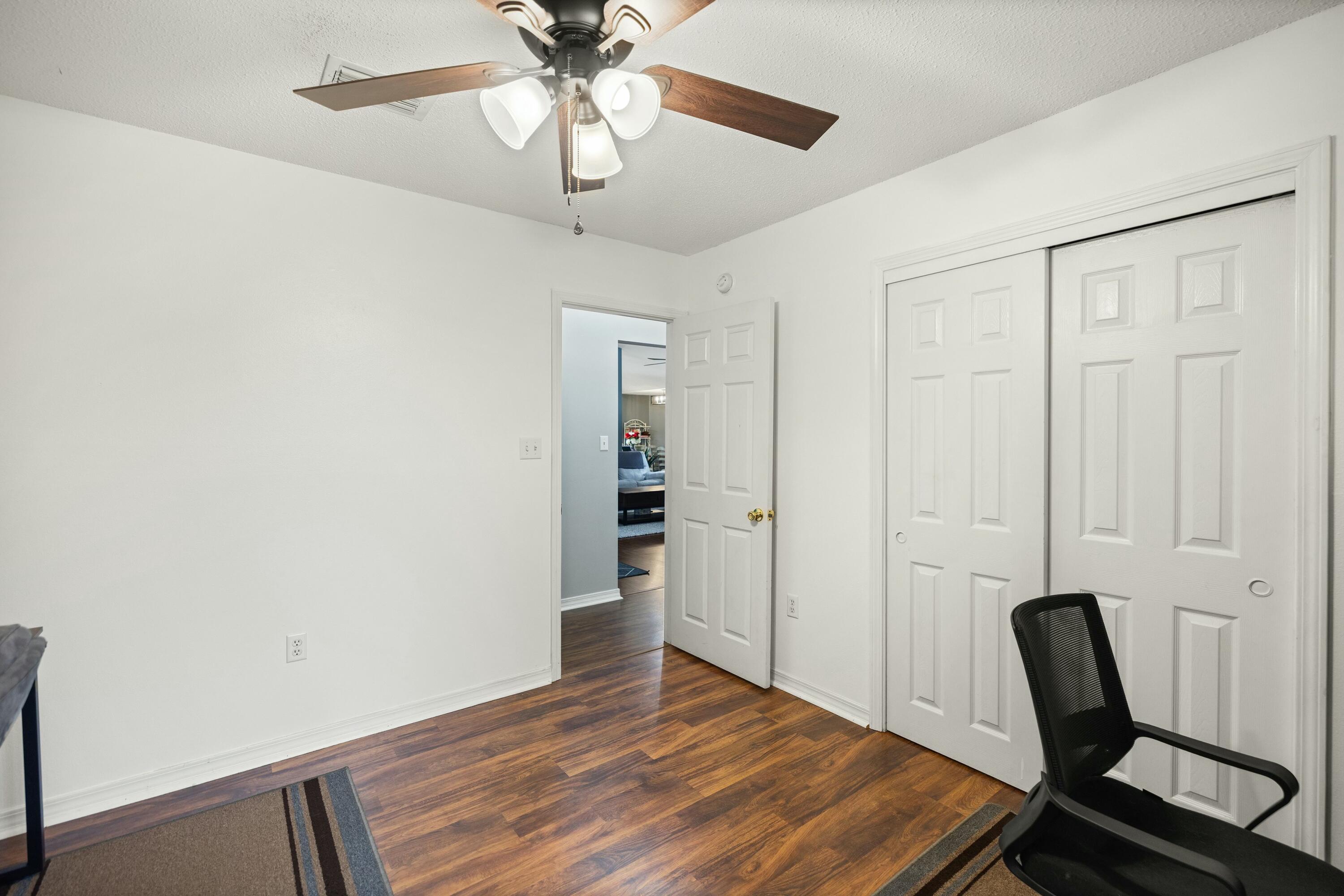 CORONADO VILLAGE PH IV LOT 29 - Residential