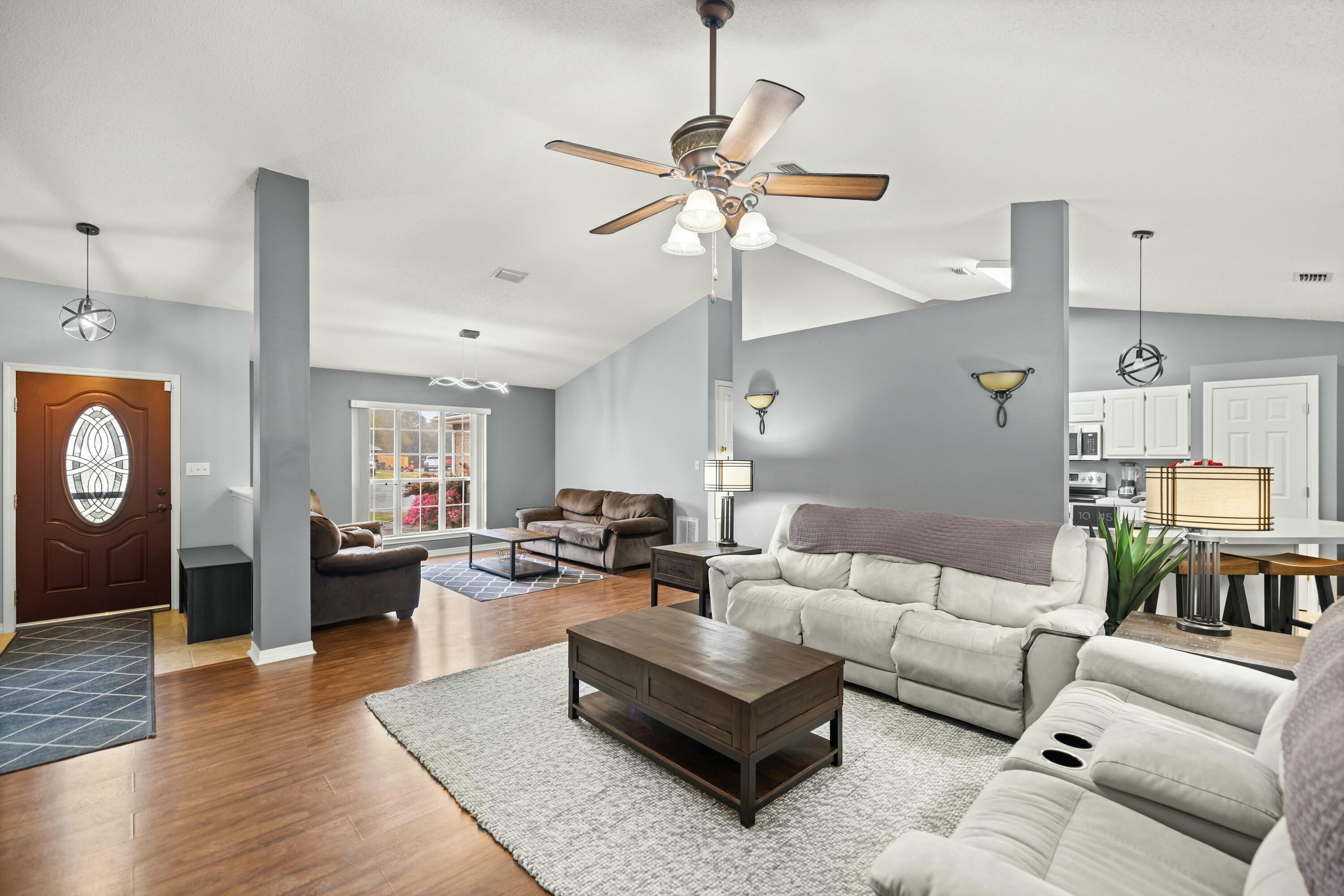 CORONADO VILLAGE PH IV LOT 29 - Residential