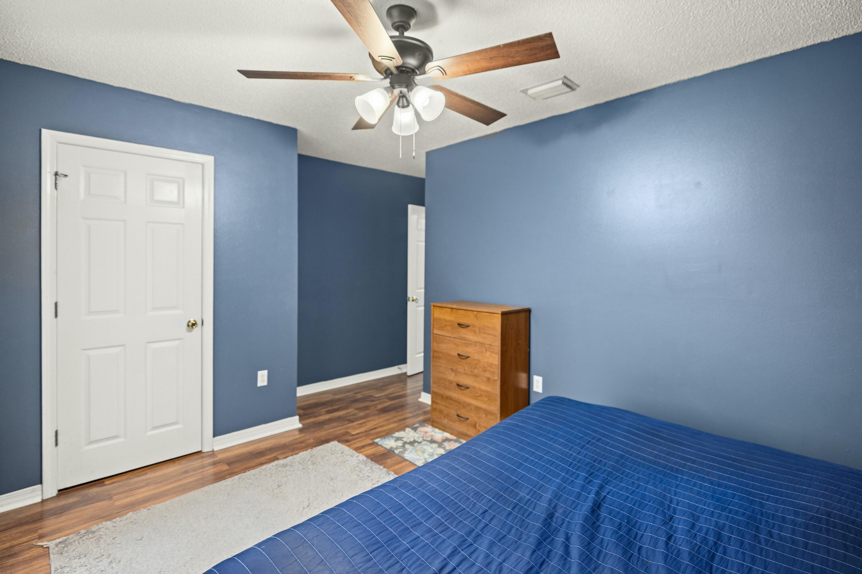 CORONADO VILLAGE PH IV LOT 29 - Residential