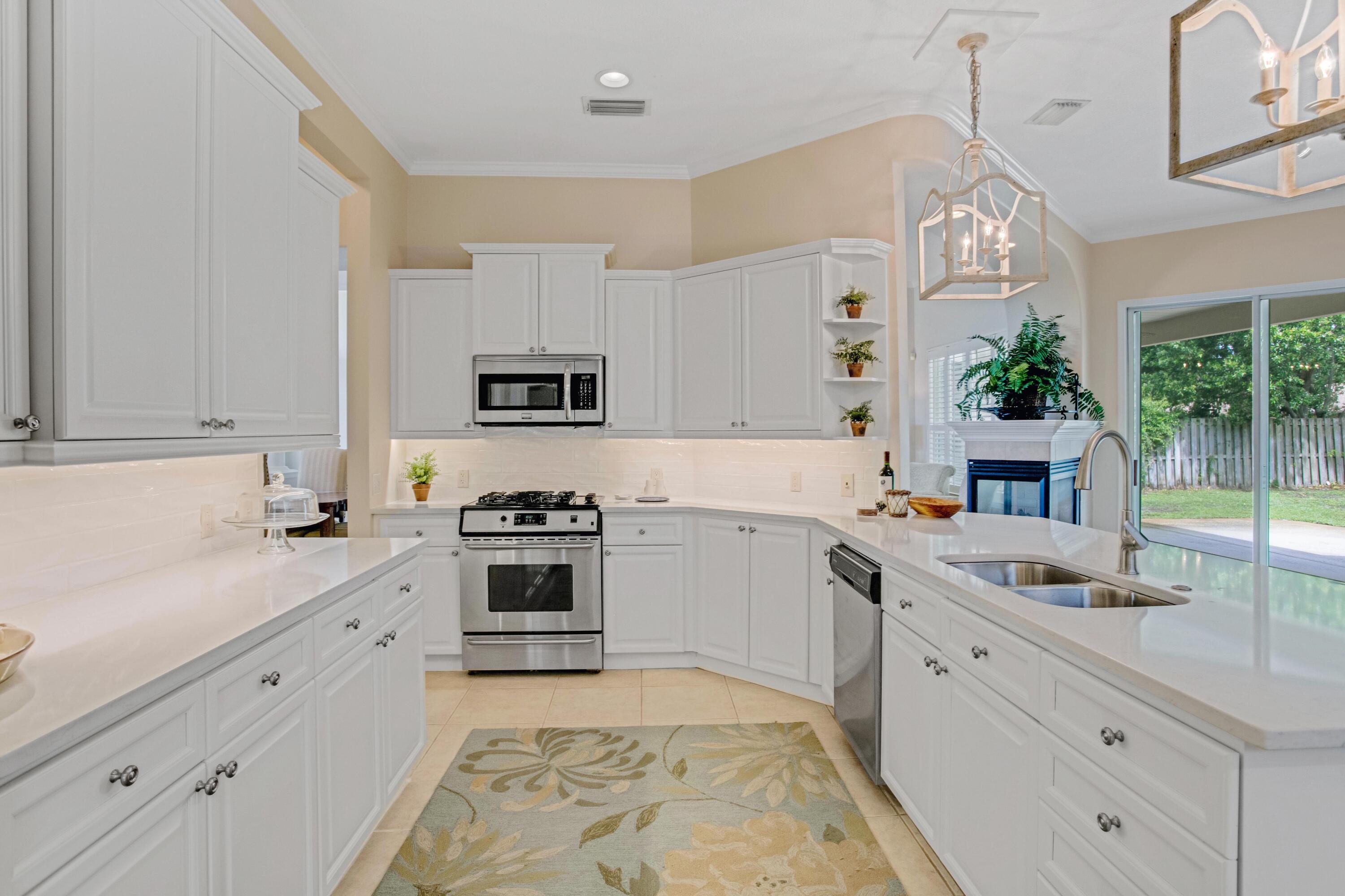 INDIAN LAKE PH 3 - Residential Lease