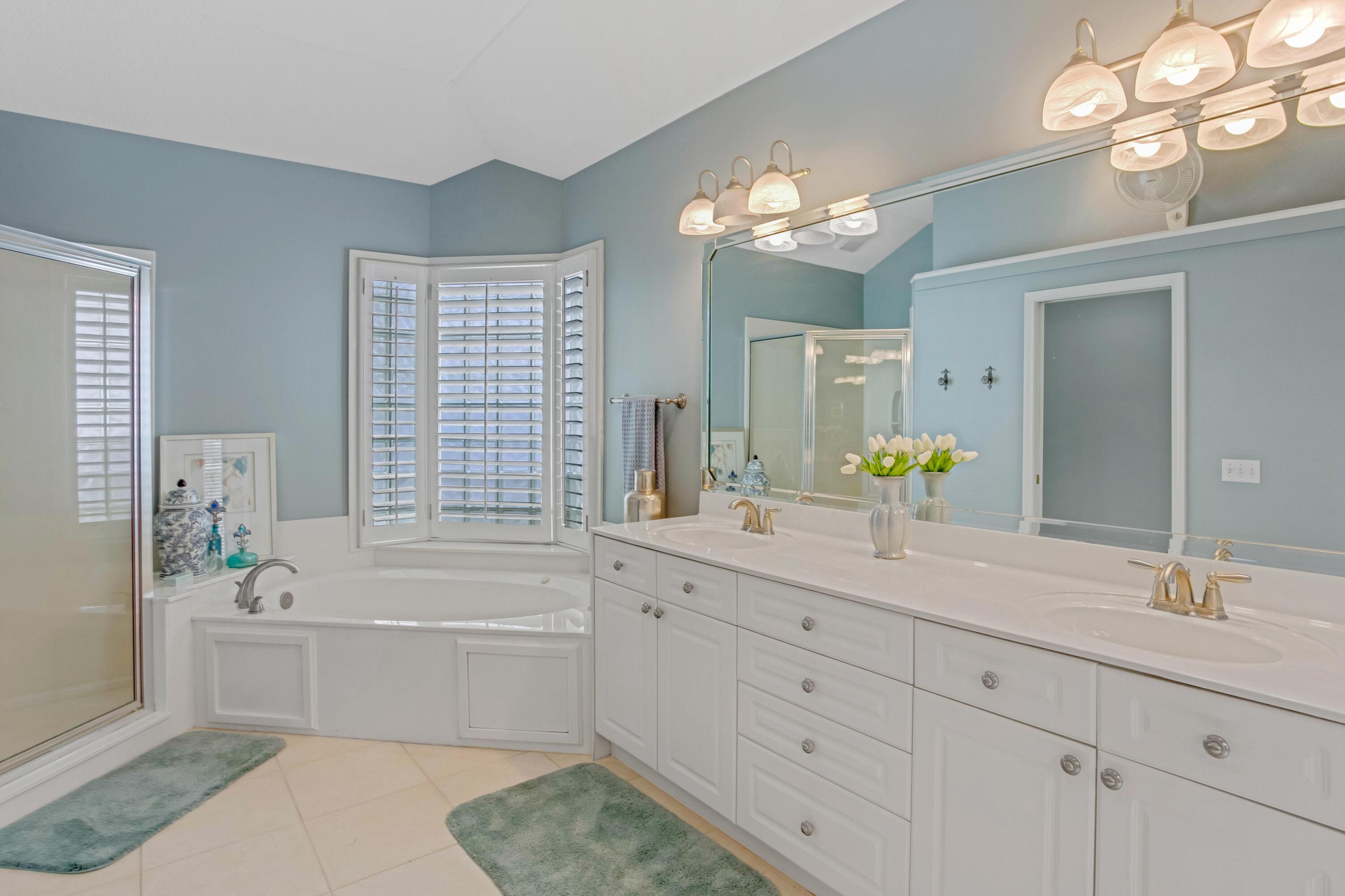 INDIAN LAKE PH 3 - Residential Lease