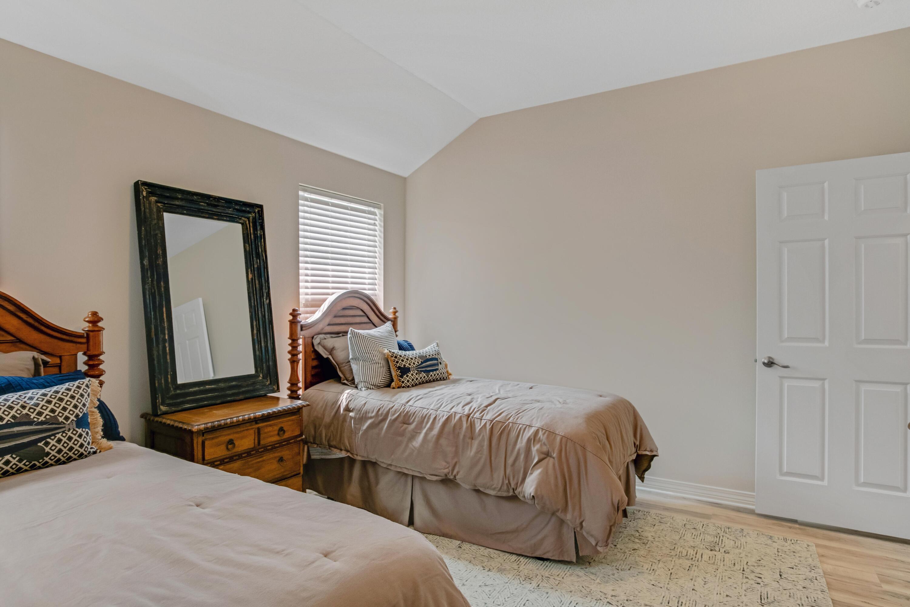 INDIAN LAKE PH 3 - Residential Lease