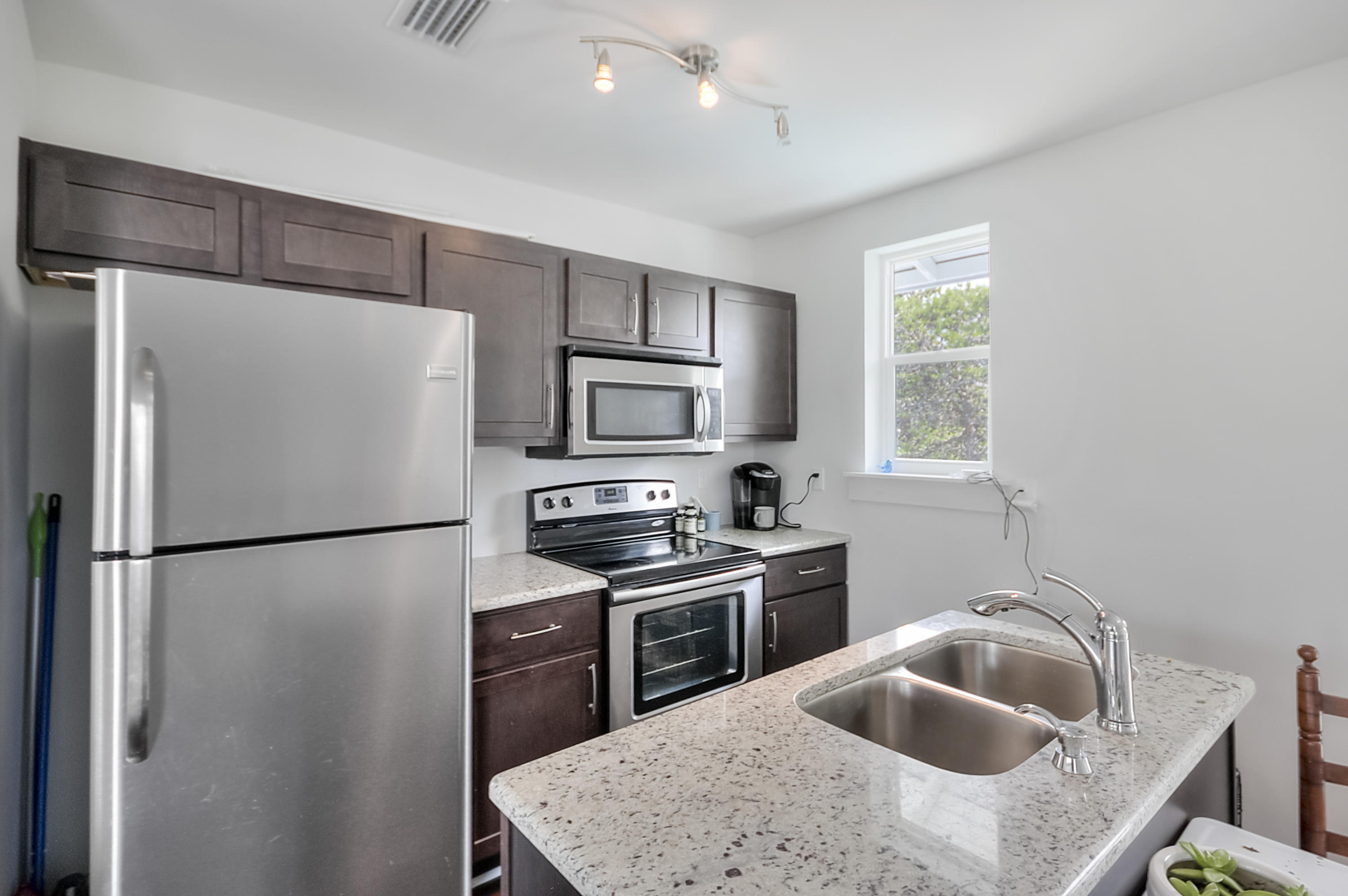 BEACH HIGHLAND 1ST ADD - Residential