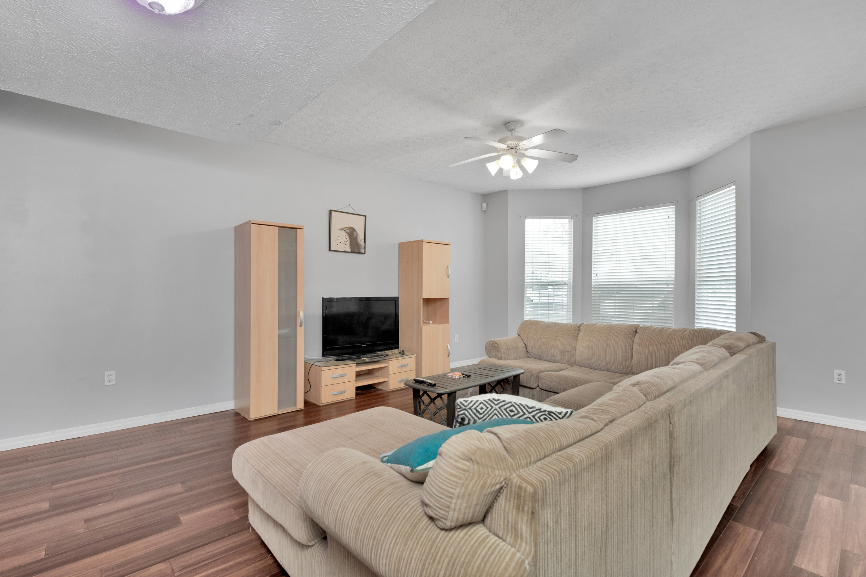 CHATELAINE ESTATES S/D - Residential