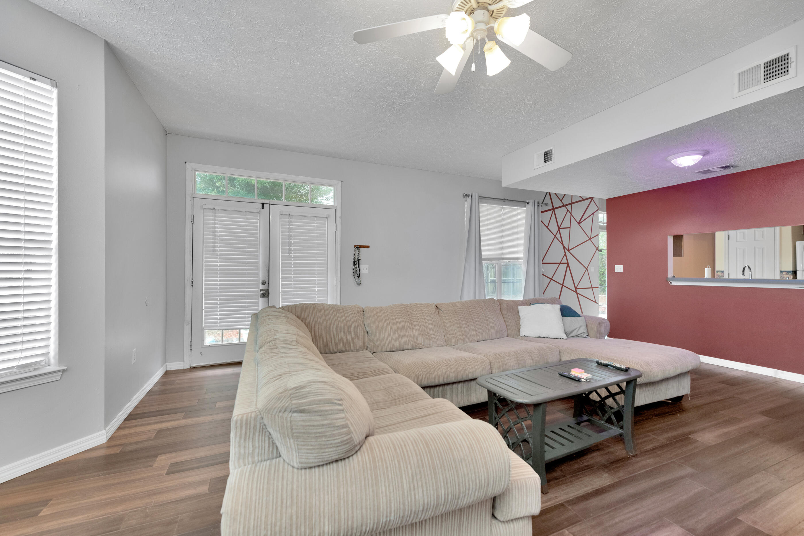 CHATELAINE ESTATES S/D - Residential