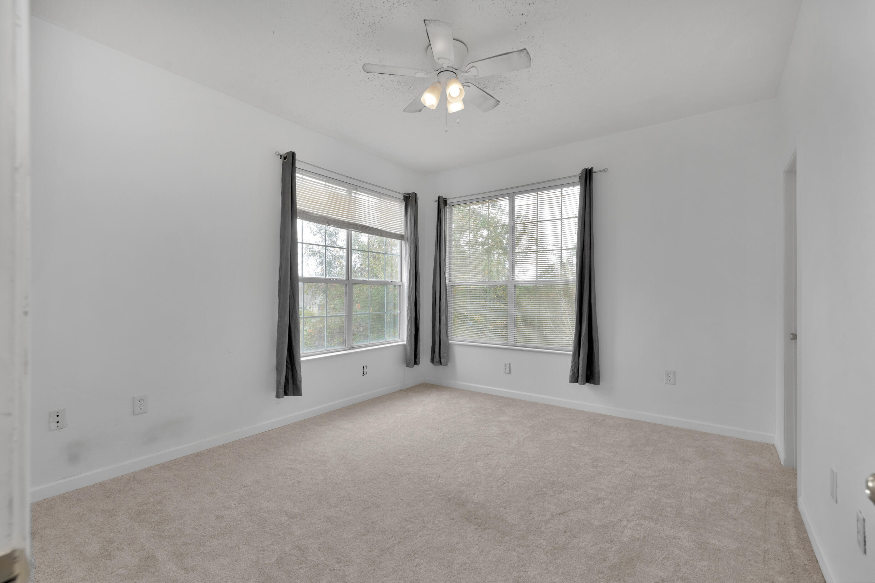 CHATELAINE ESTATES S/D - Residential