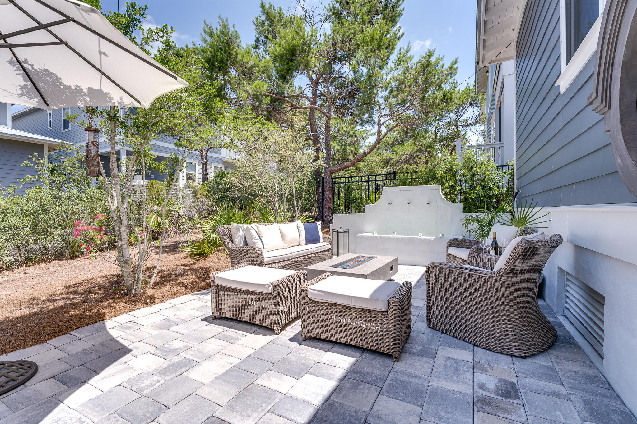 HIGHLAND PARKS - Residential