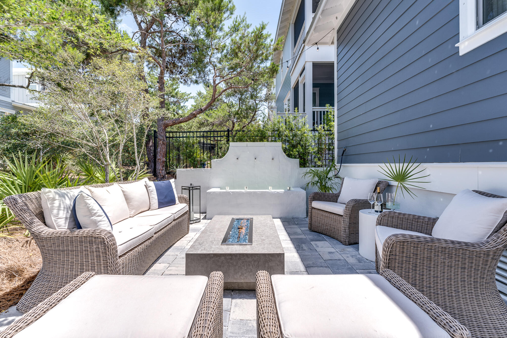 HIGHLAND PARKS - Residential