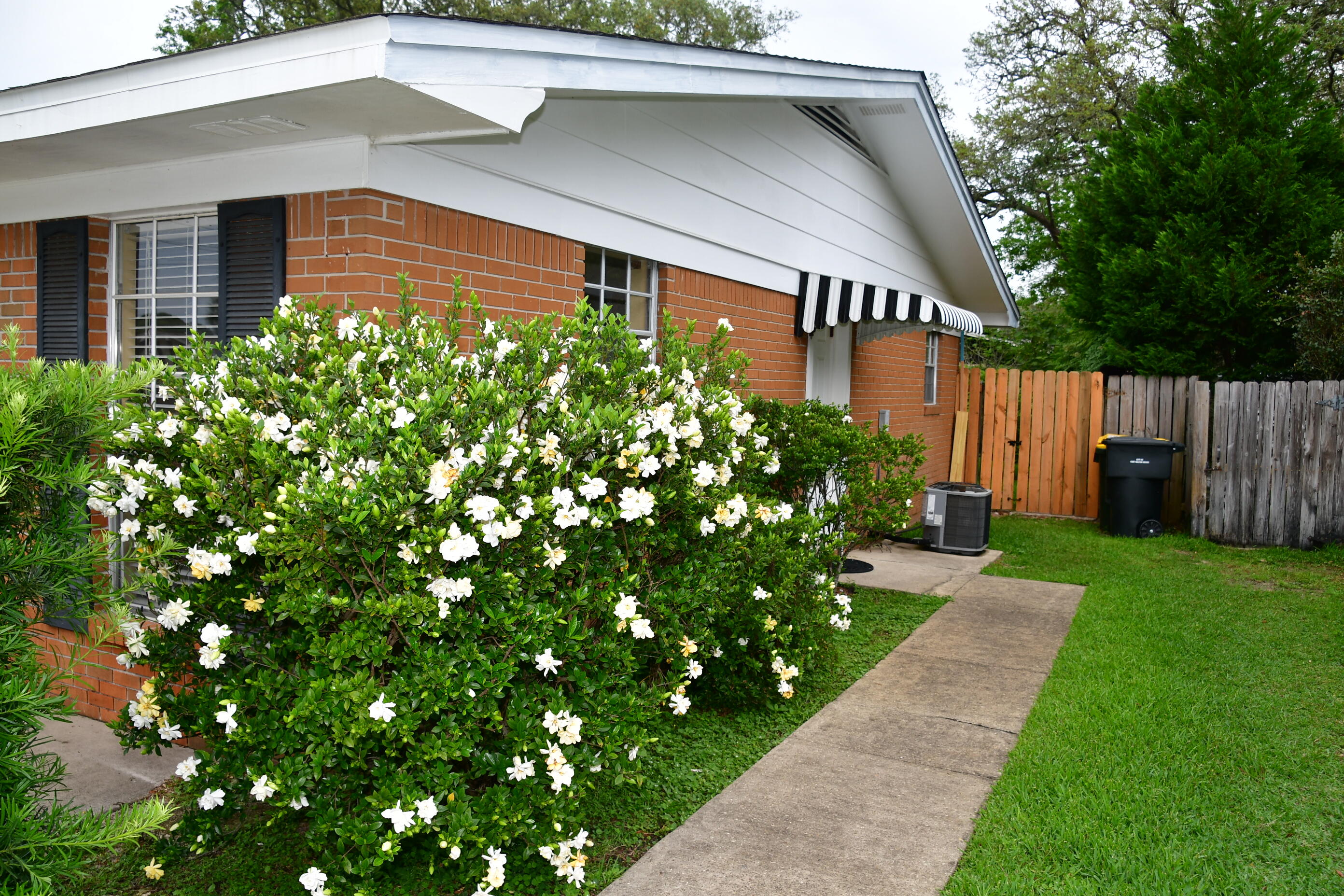 BAYOU WOODS 3RD ADD - Residential