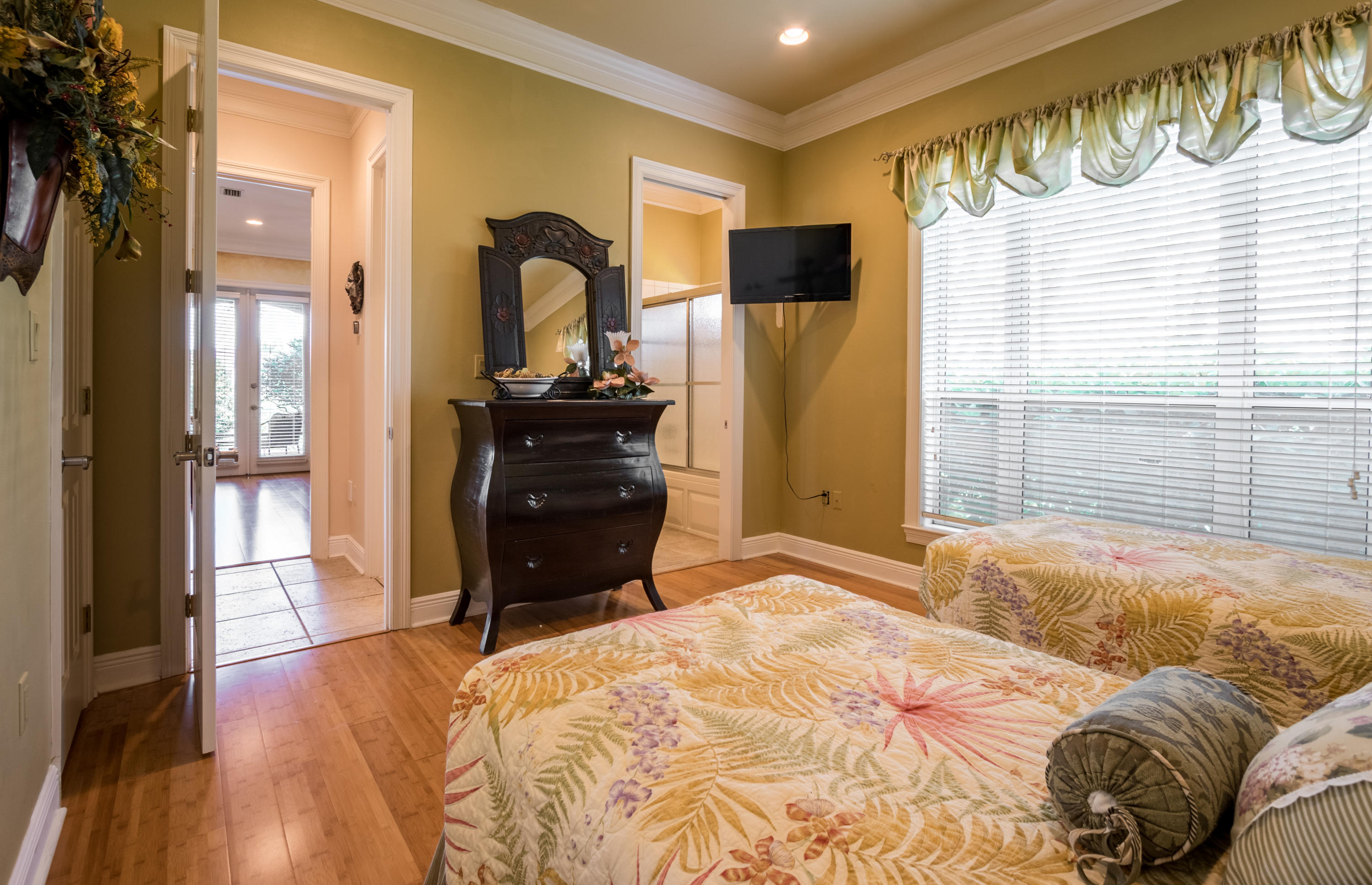 COMMODORE POINT S/D - Residential