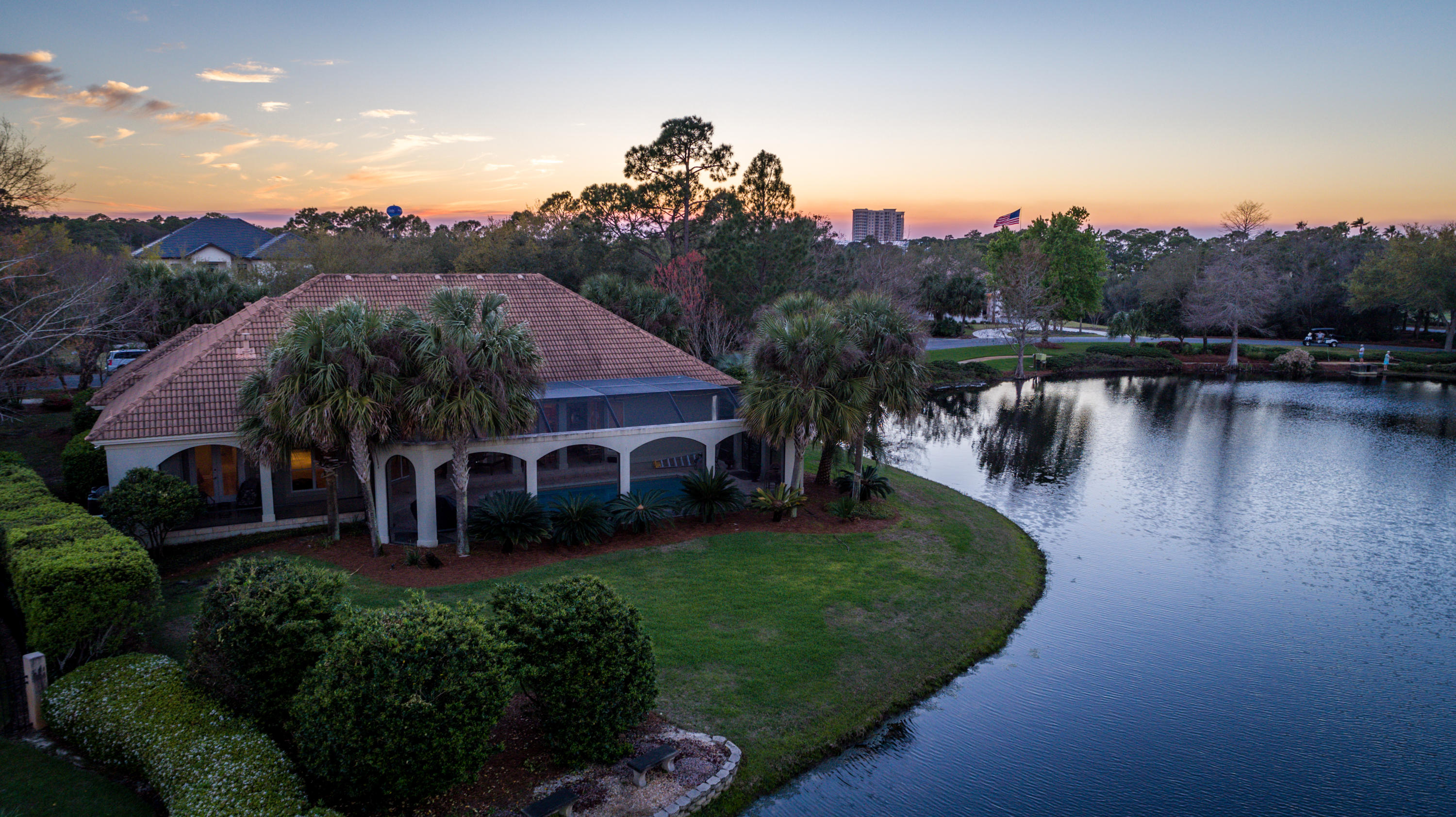 COMMODORE POINT S/D - Residential