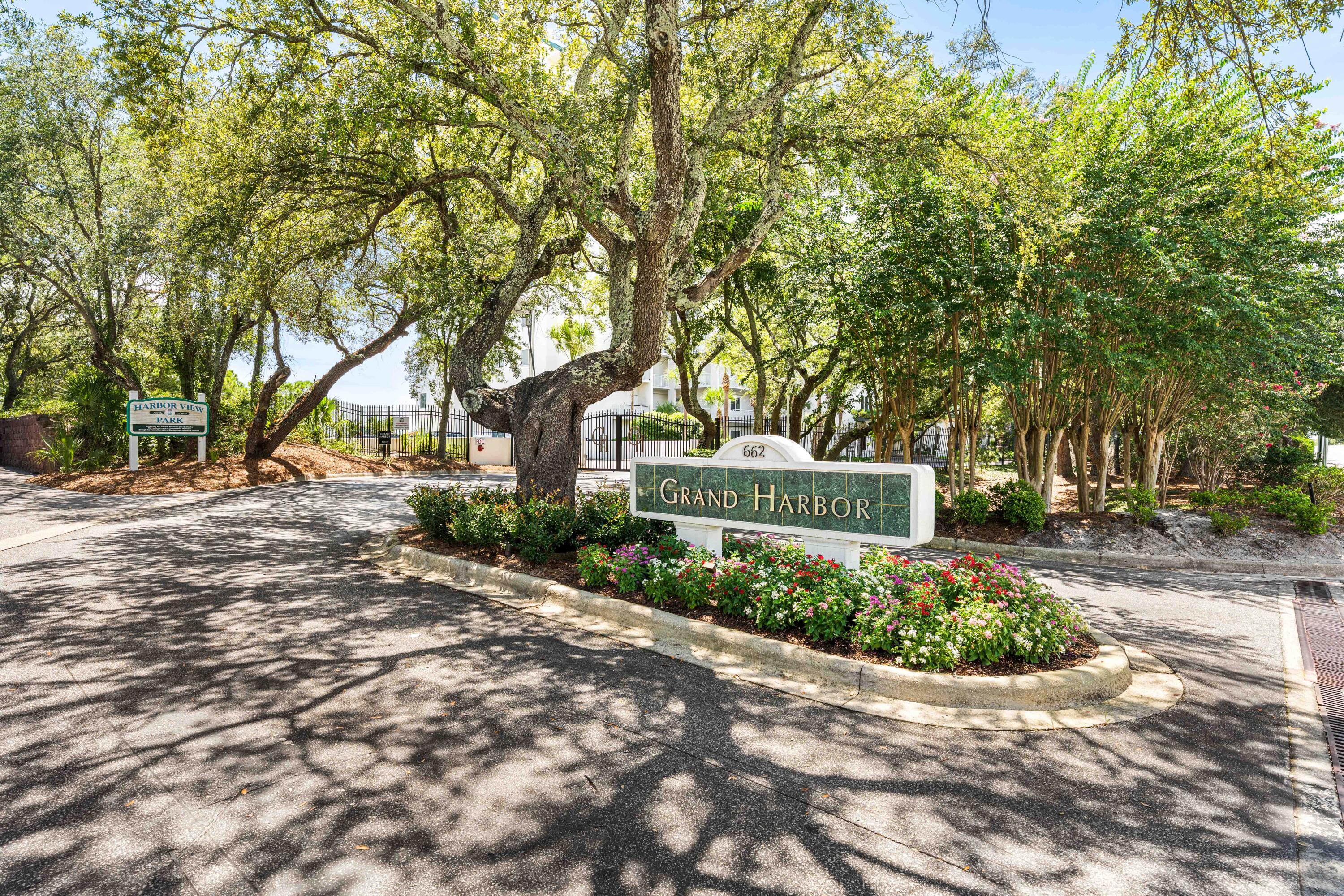 GRAND HARBOR - Residential