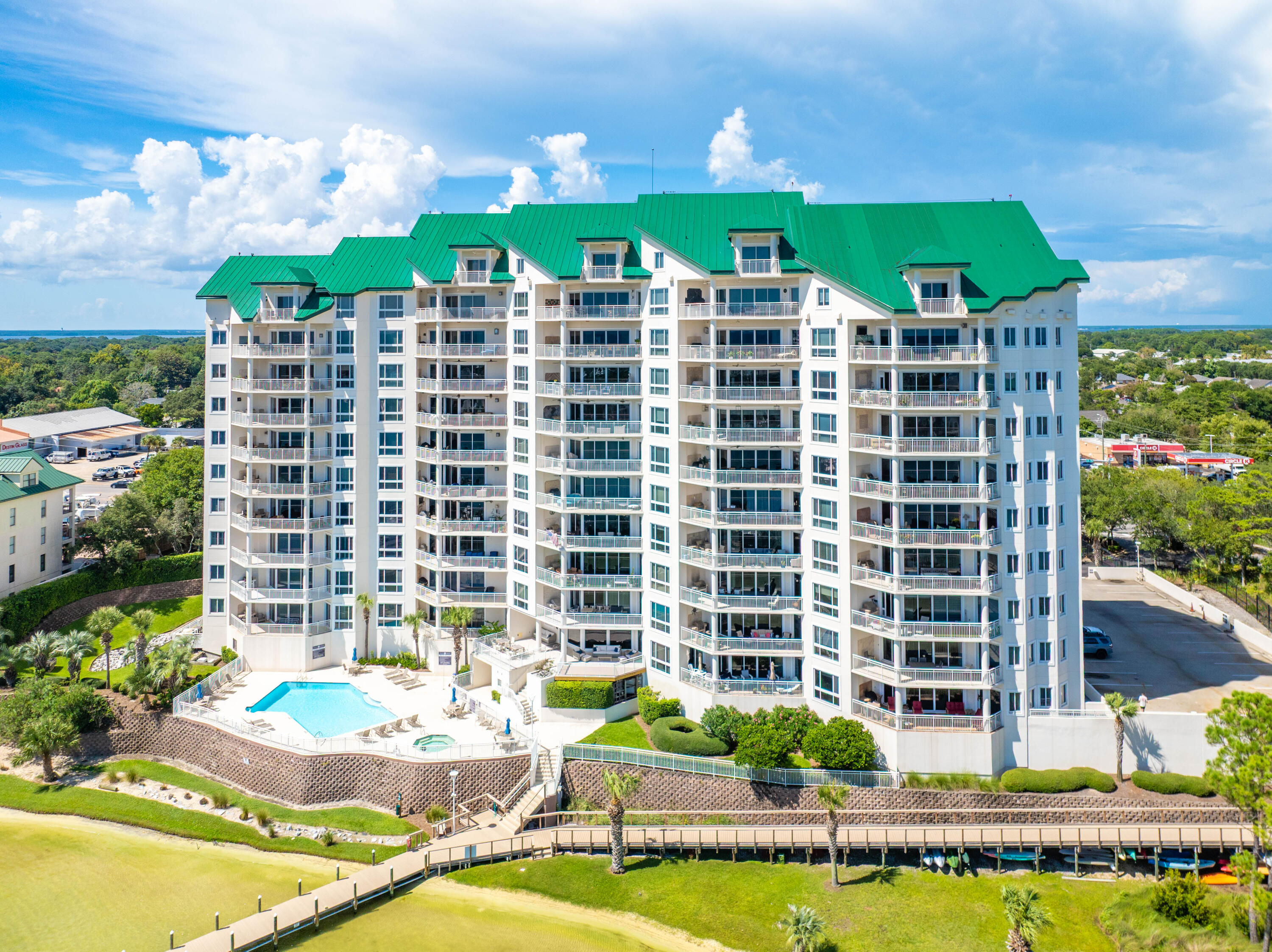 GRAND HARBOR - Residential