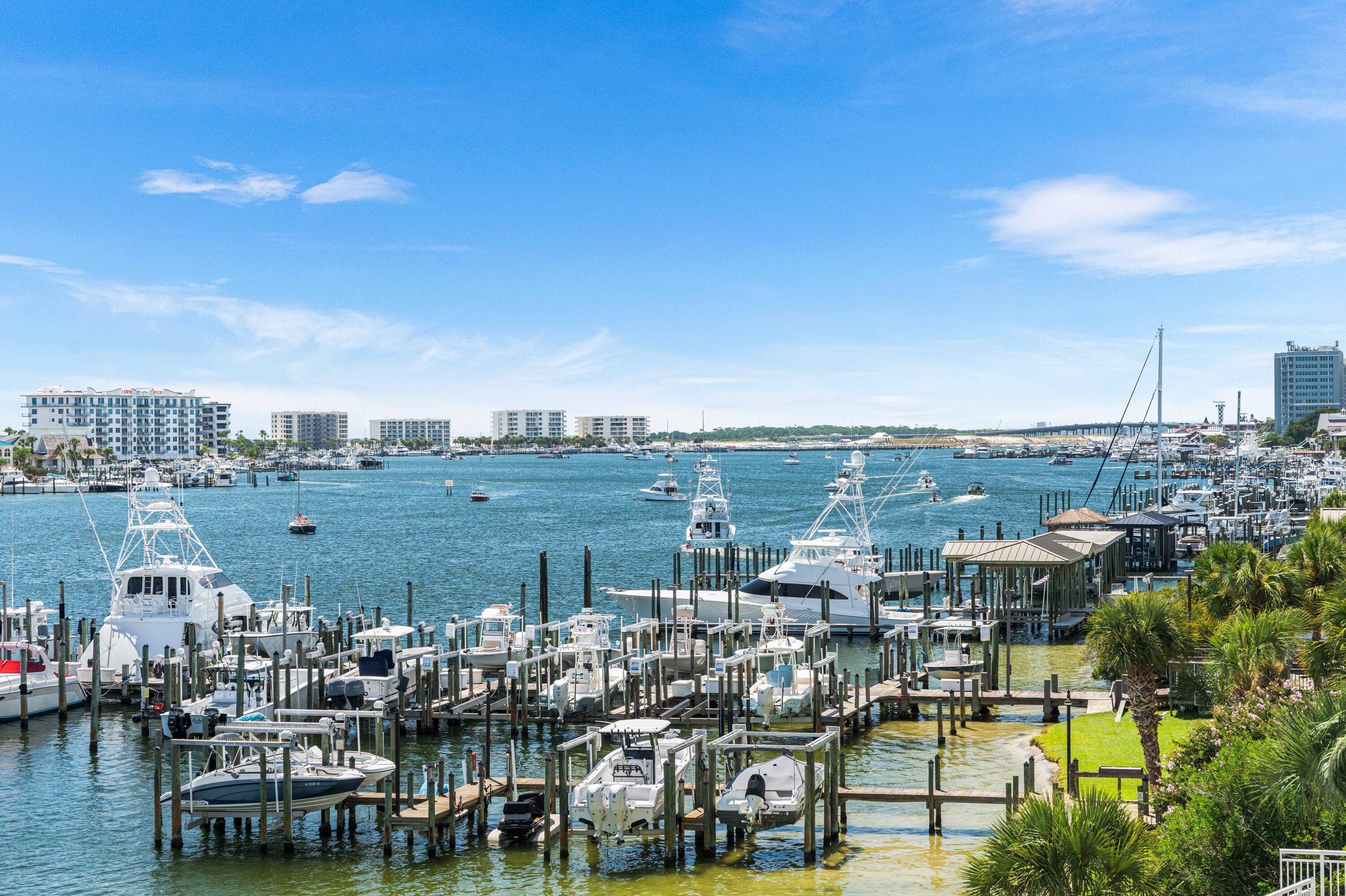 GRAND HARBOR - Residential