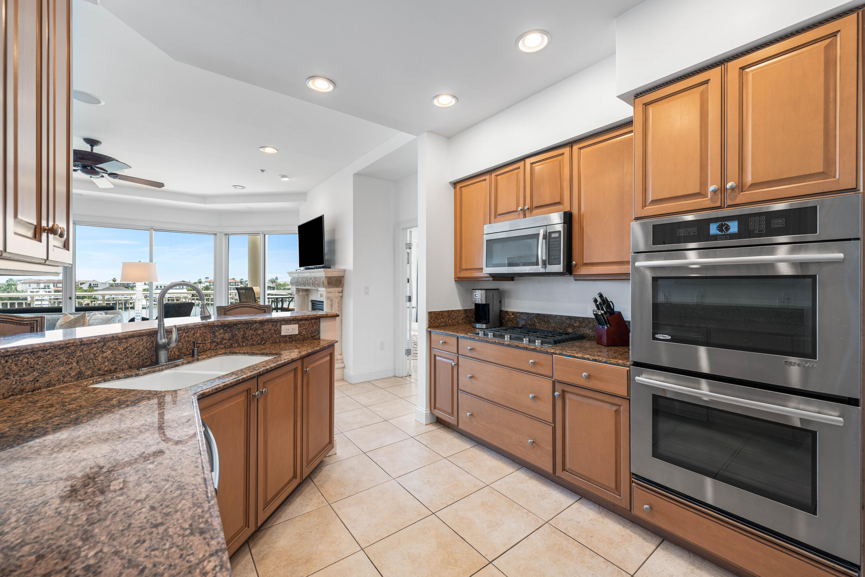 GRAND HARBOR - Residential