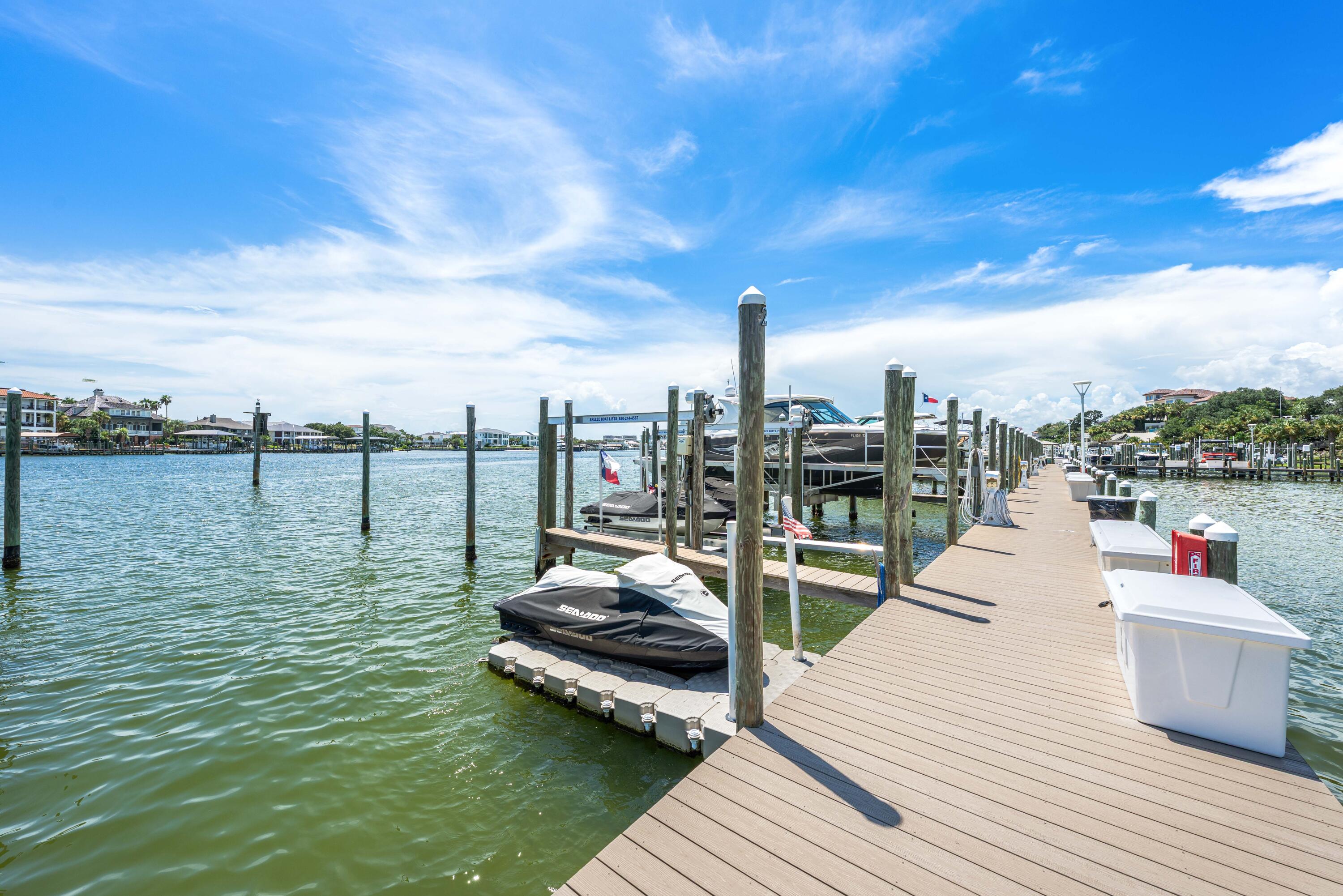 GRAND HARBOR - Residential
